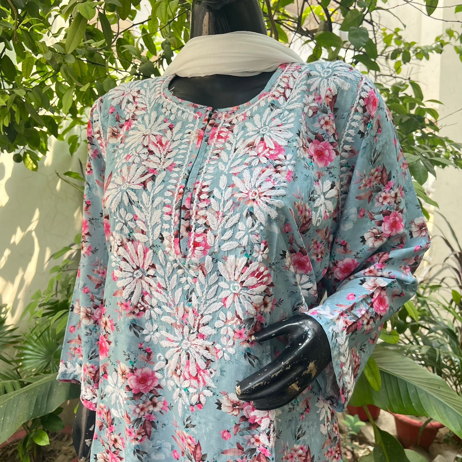 Straight Fit Rayon Print Kurta