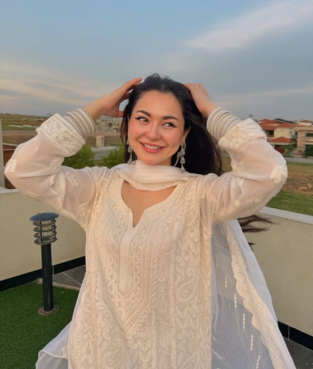 Hania Amir Resham Viscose Jall