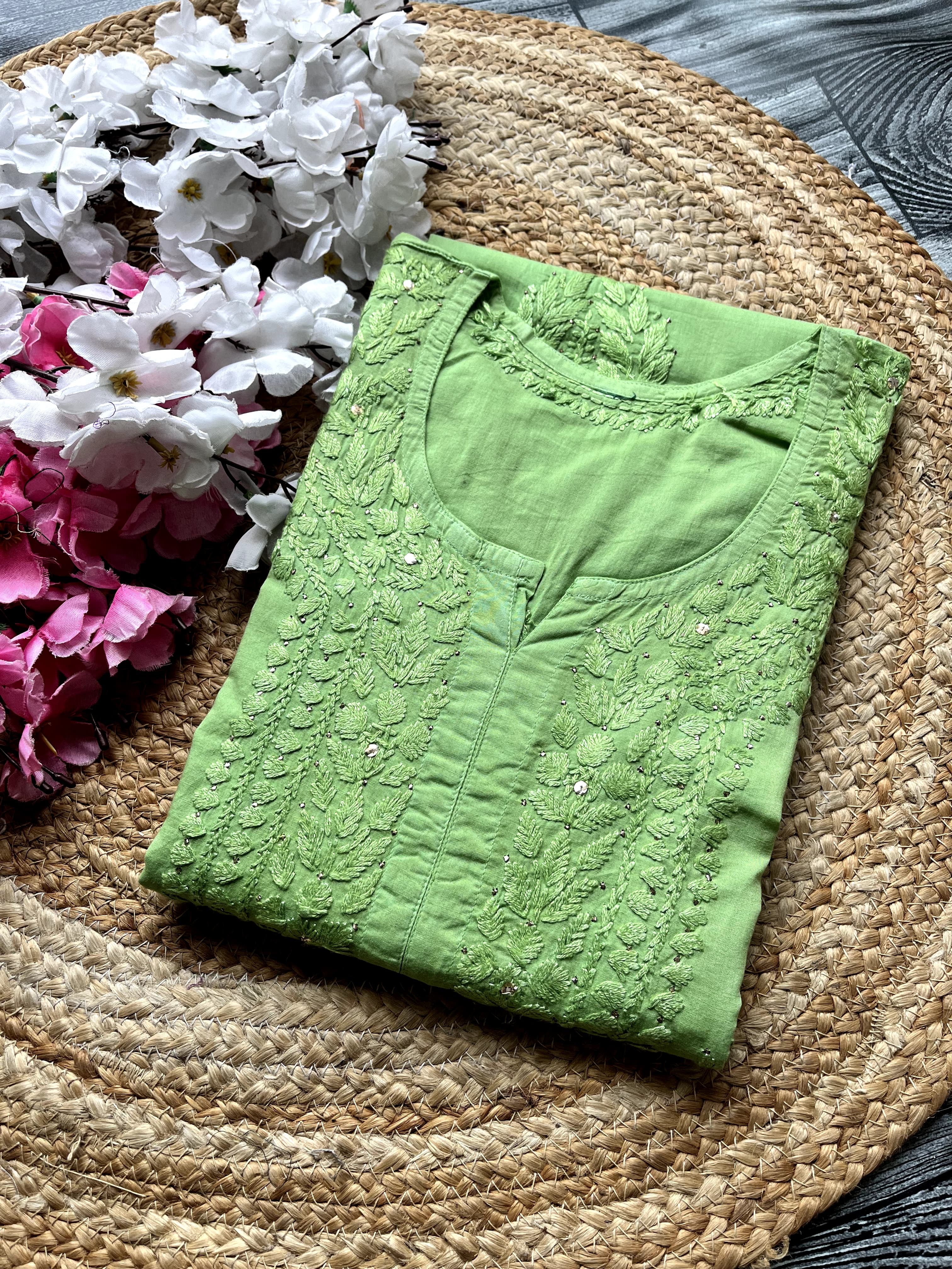 Mul Muqaish Tone to tone Kurta