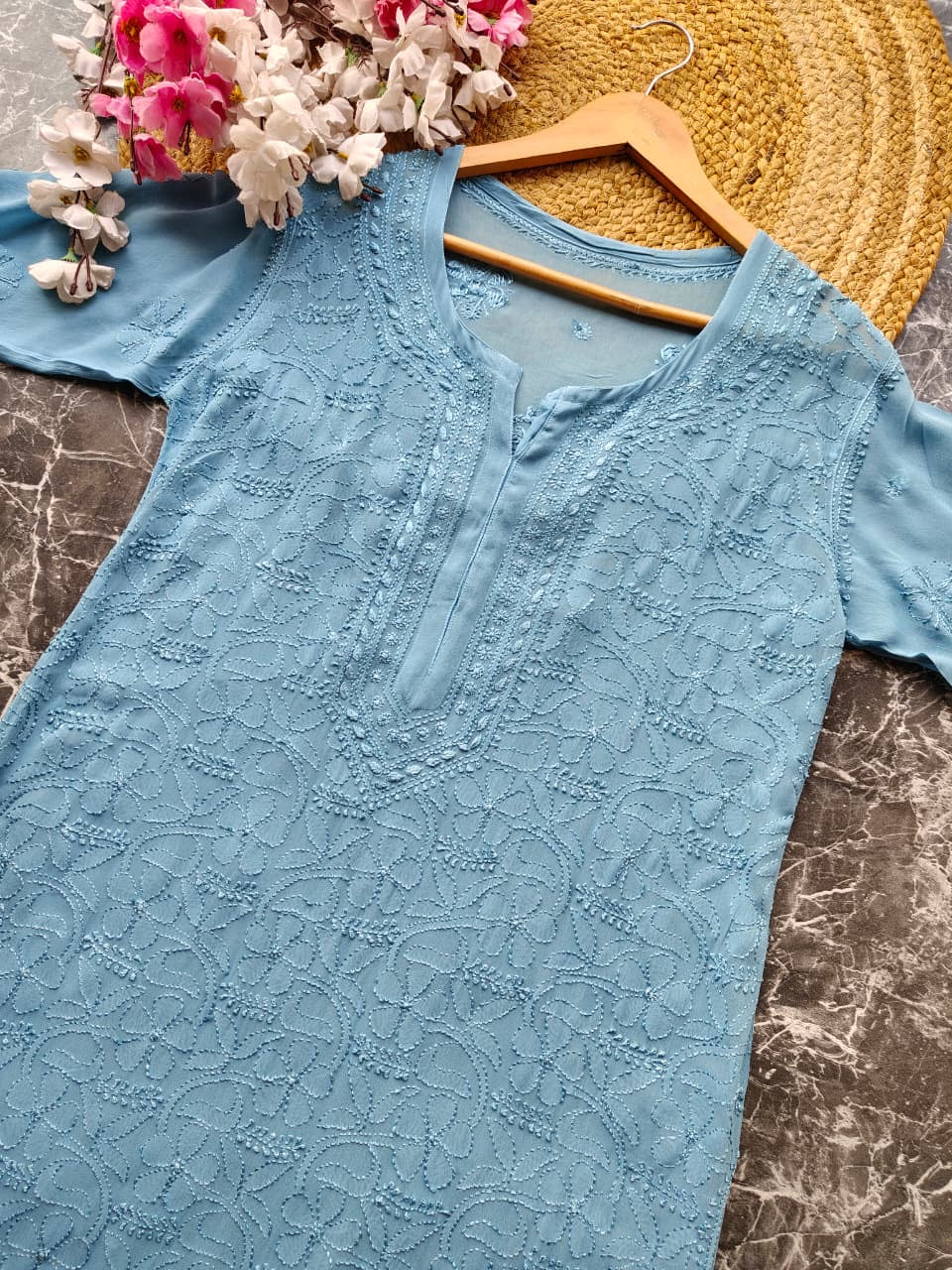 Premium viscose kurti With resham jaal allover work