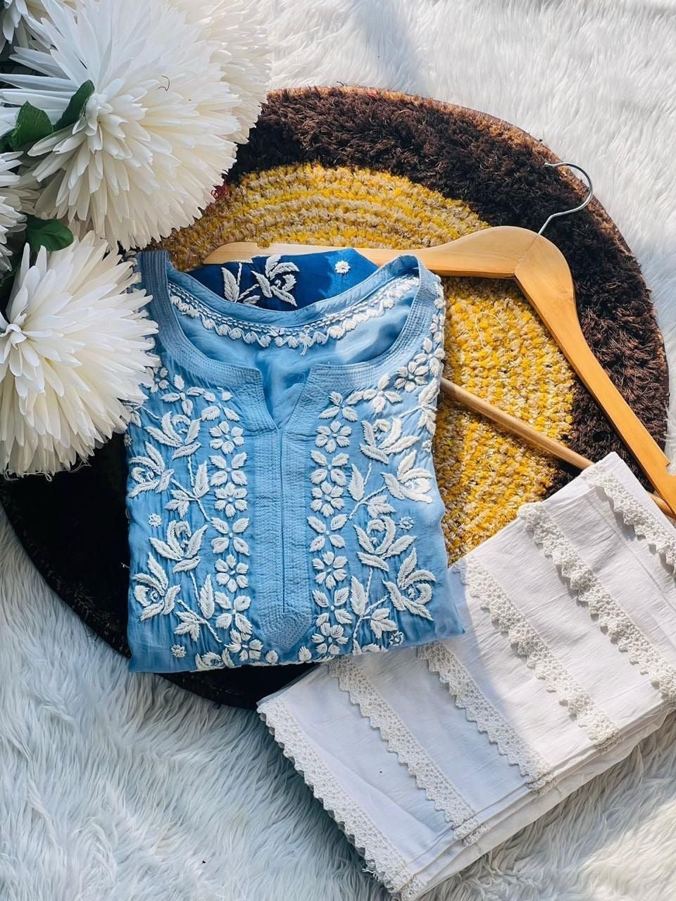 3D Premium Boota Jaal Luxury Kurti - chikankariofficial