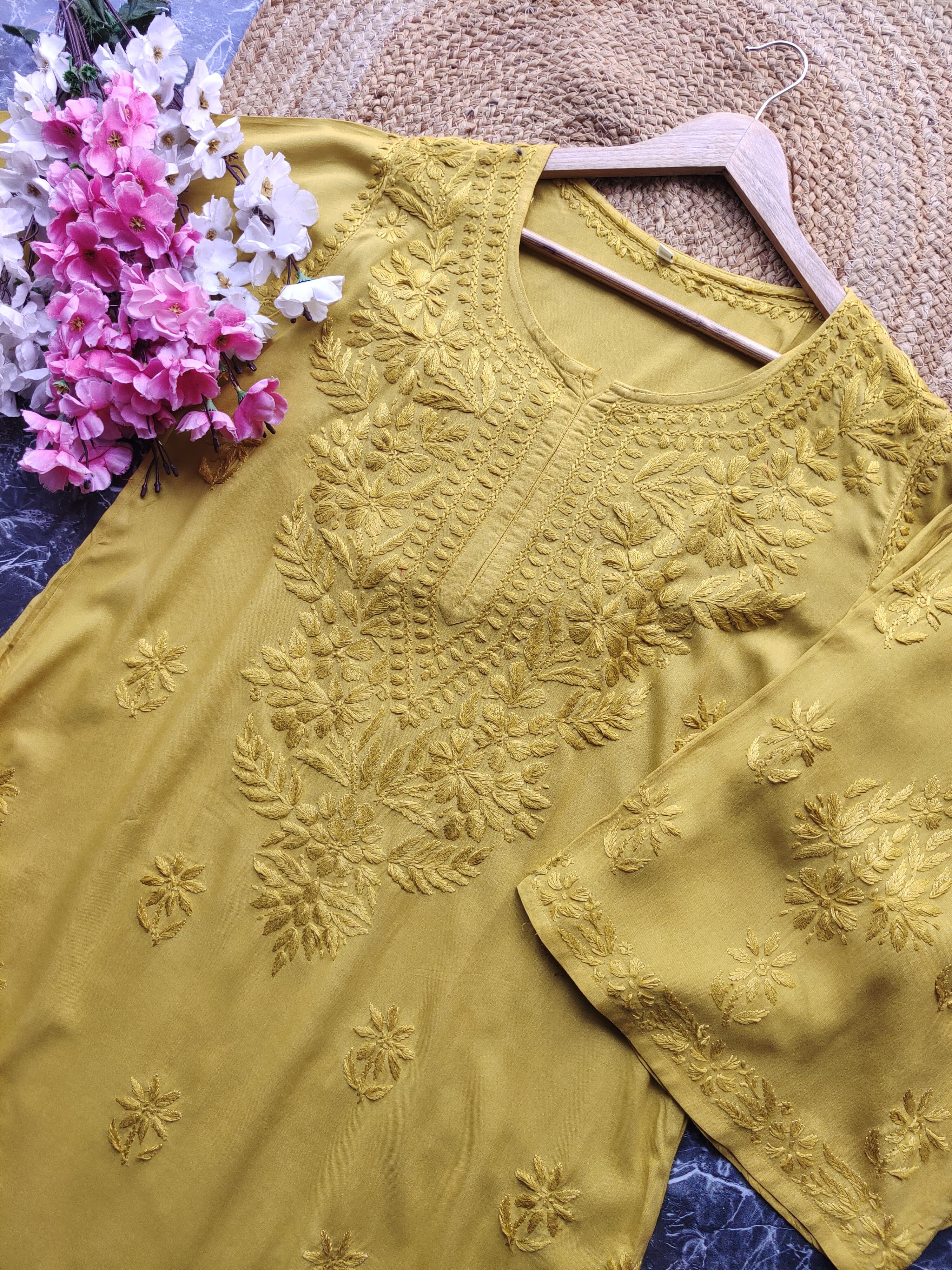 Export Quality Rayon Dyed 3d Embroidery Set