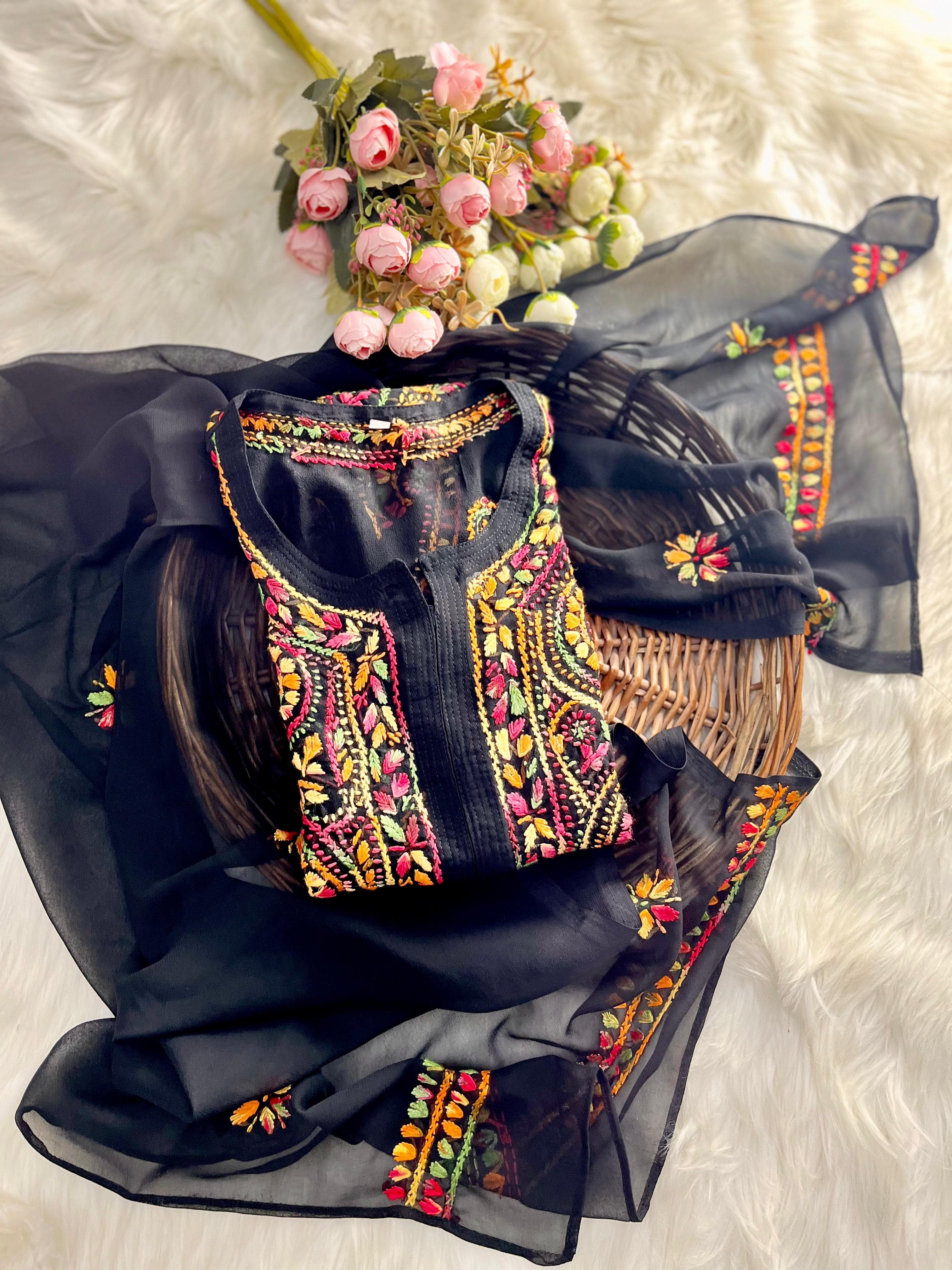 Georgette Multi Thread Ring Jaal kurti & Dupatta