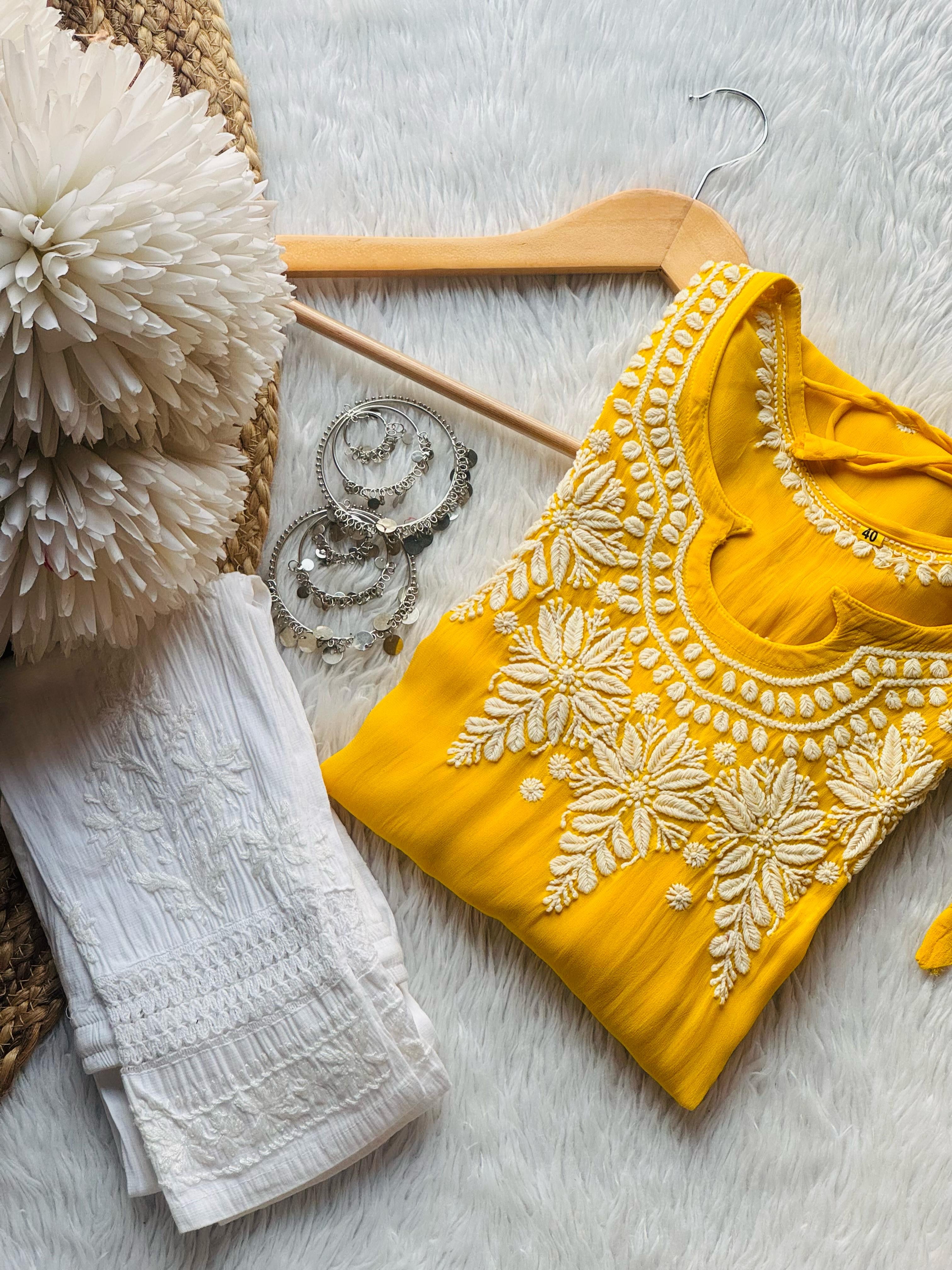 Adorable Viscose Boat Neck dori With Pant