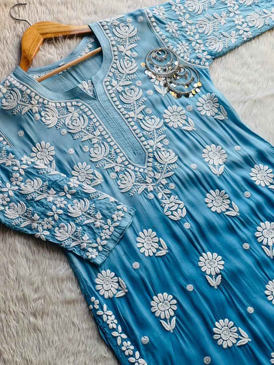 Flower Jaal 3d chikankari Chadi Muslin Kurta