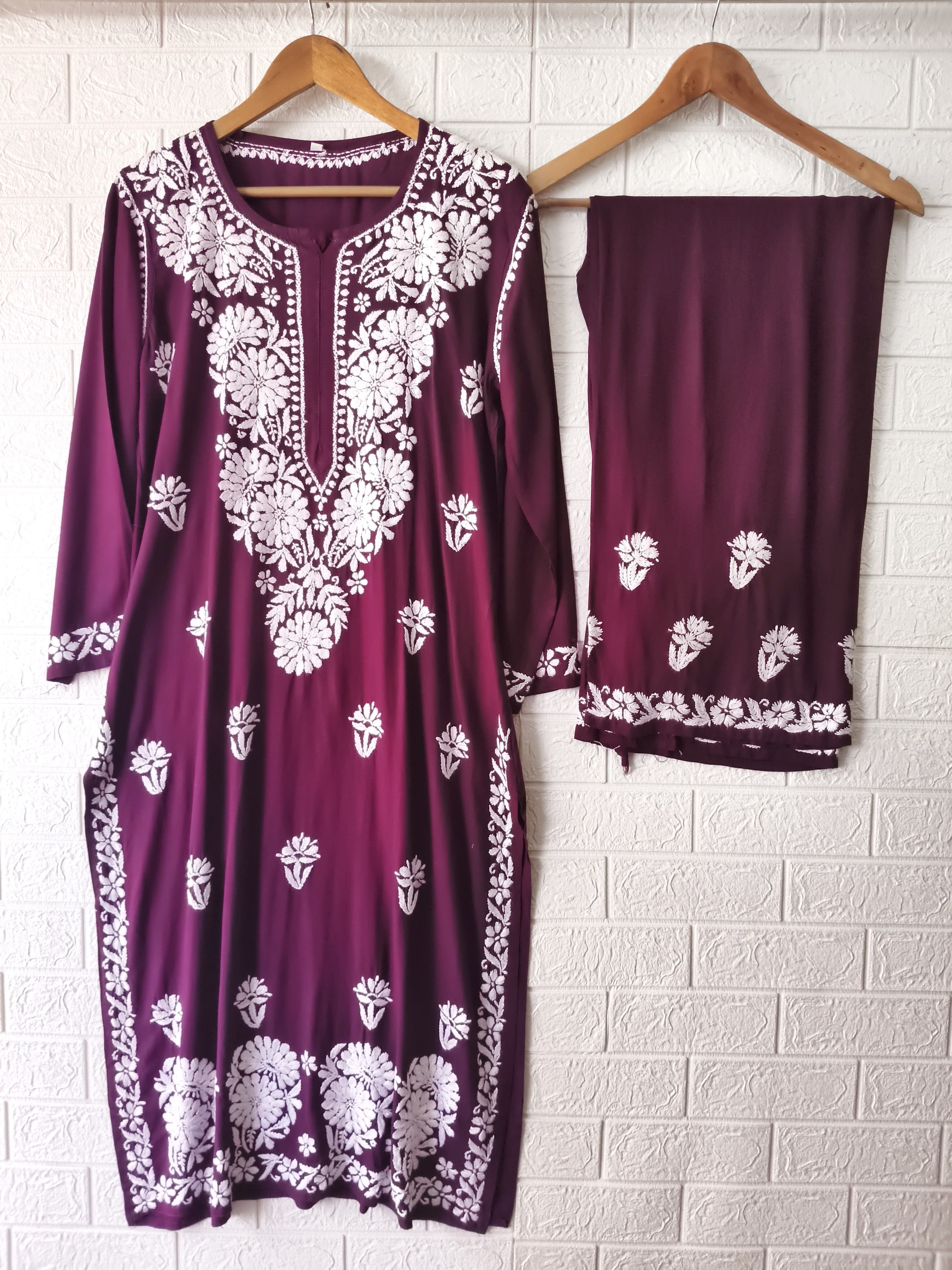 Stylish Crafted Chikankari heavy embroidered kurta Set