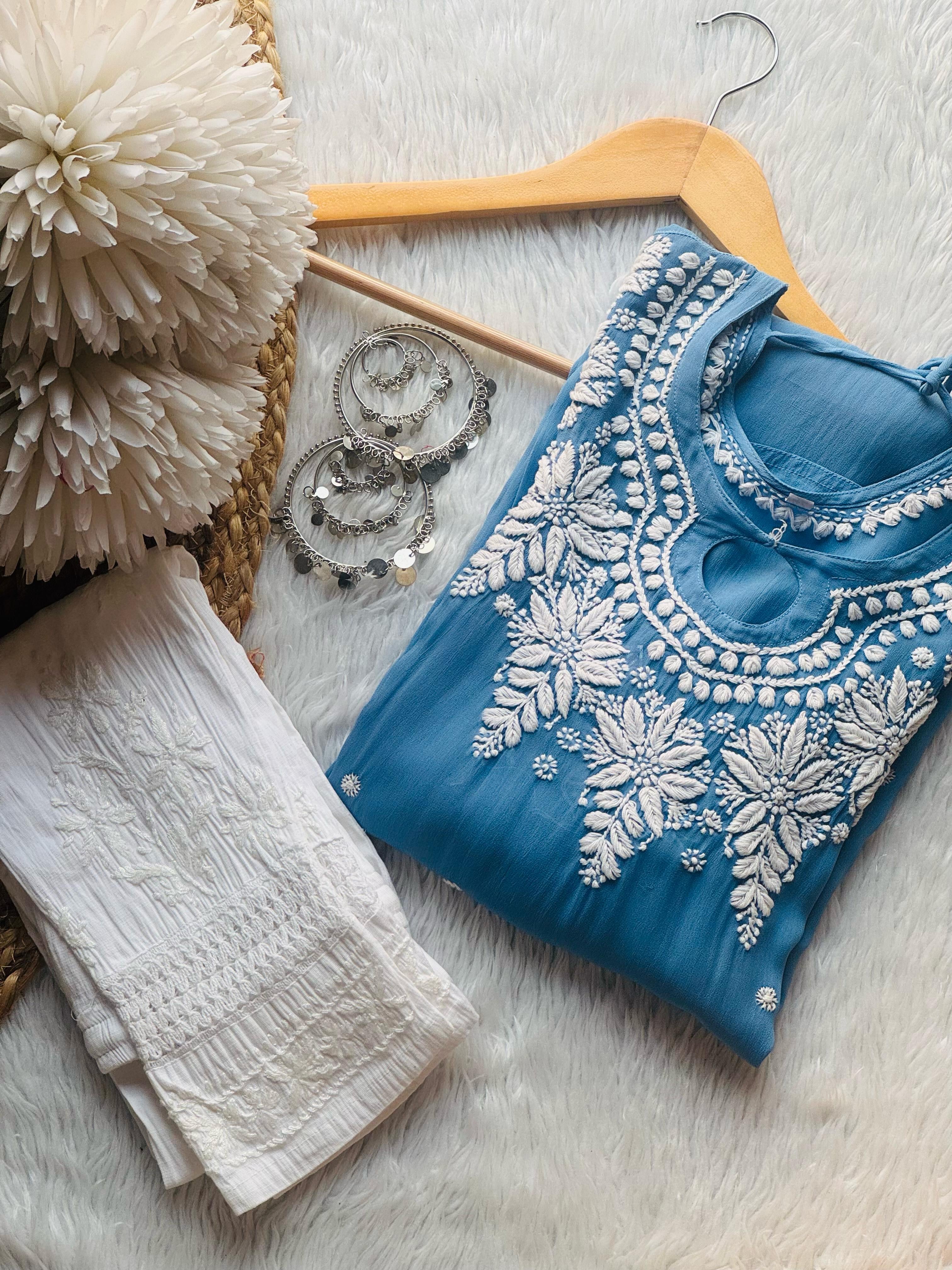 Adorable Viscose Boat Neck dori With Pant