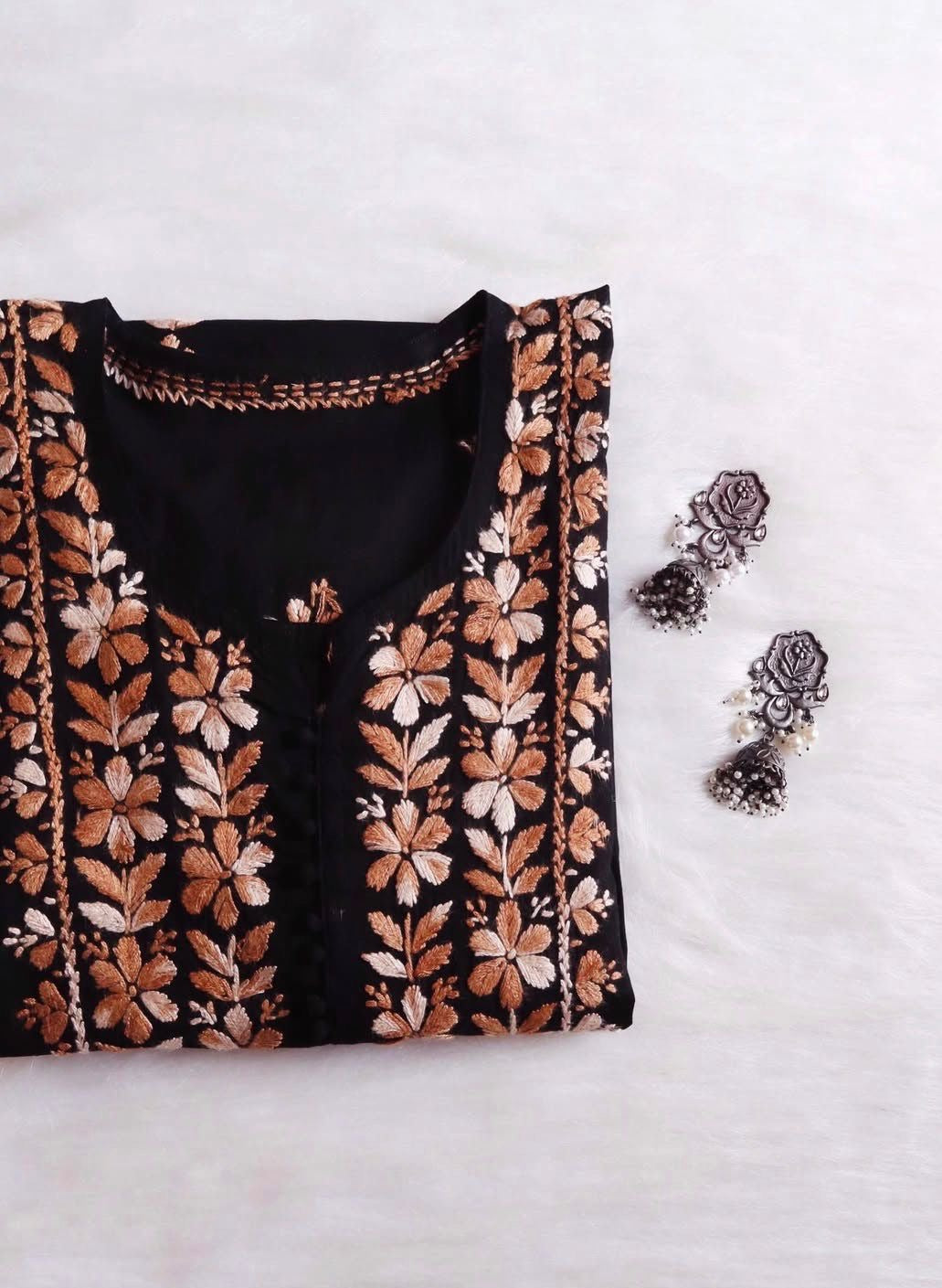 Ayaat premium beautiful black kurta contrasting colour embroidery