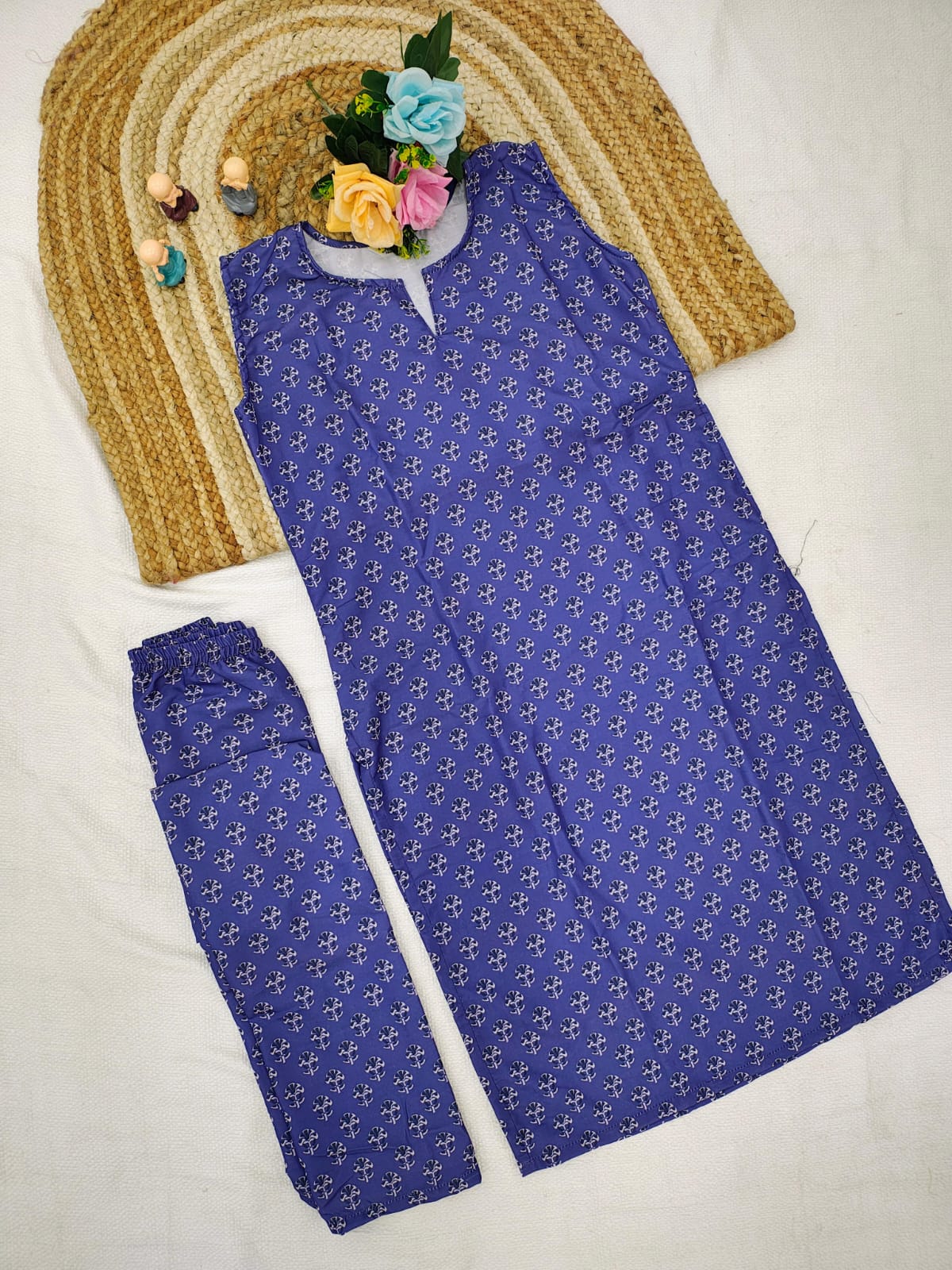 Sleeveless Cotton Printed Kurta with Matching Pants