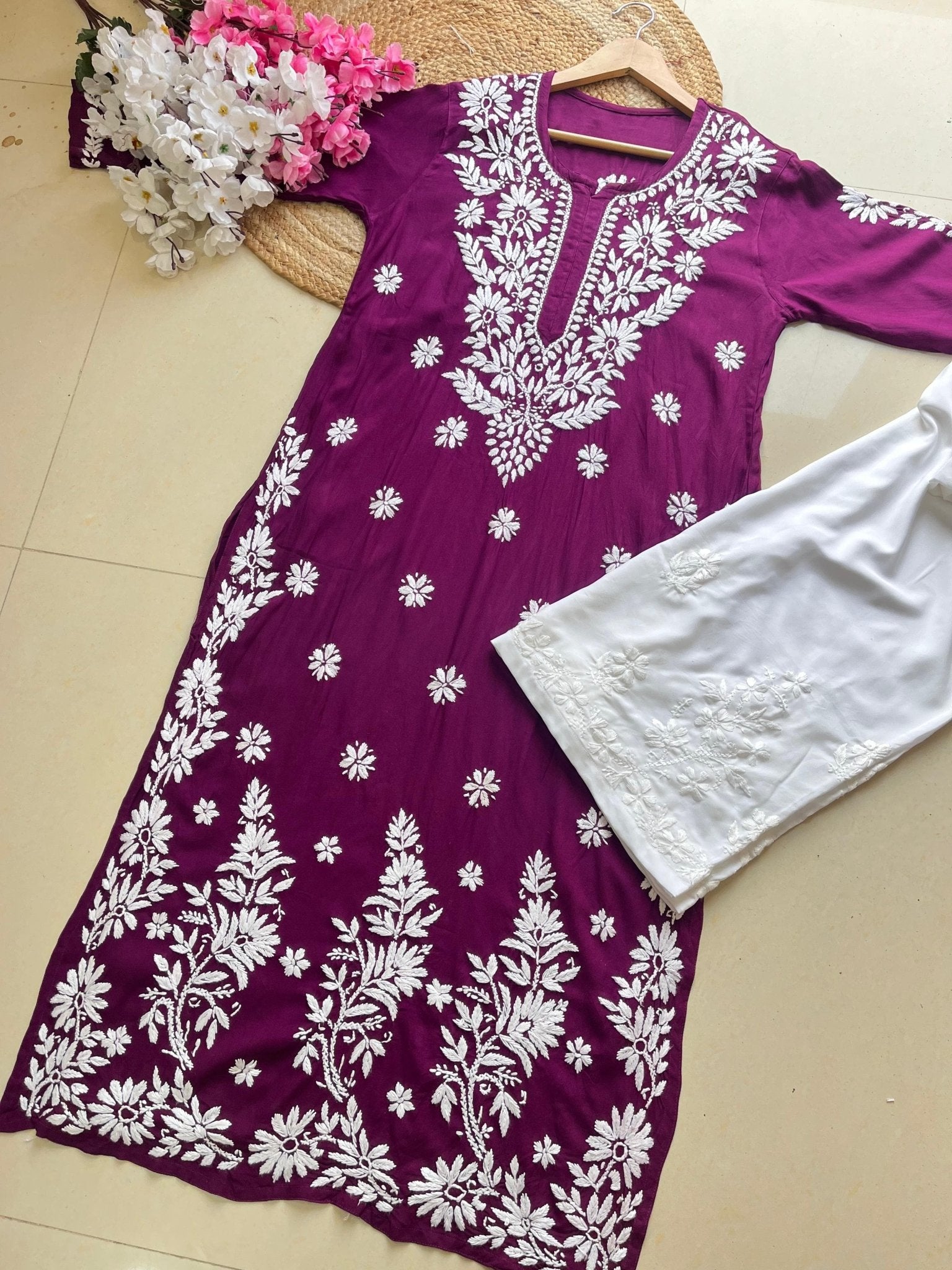 Anaya thread Modal chikan Kurta - chikankariofficial