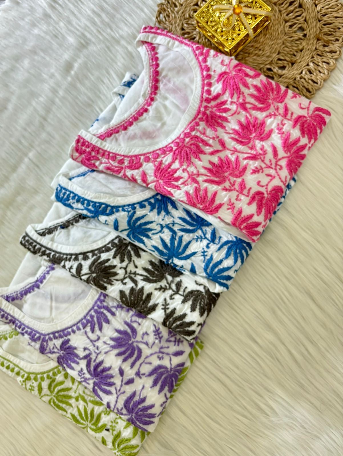 Breezy & Softy Short Top - chikankariofficial