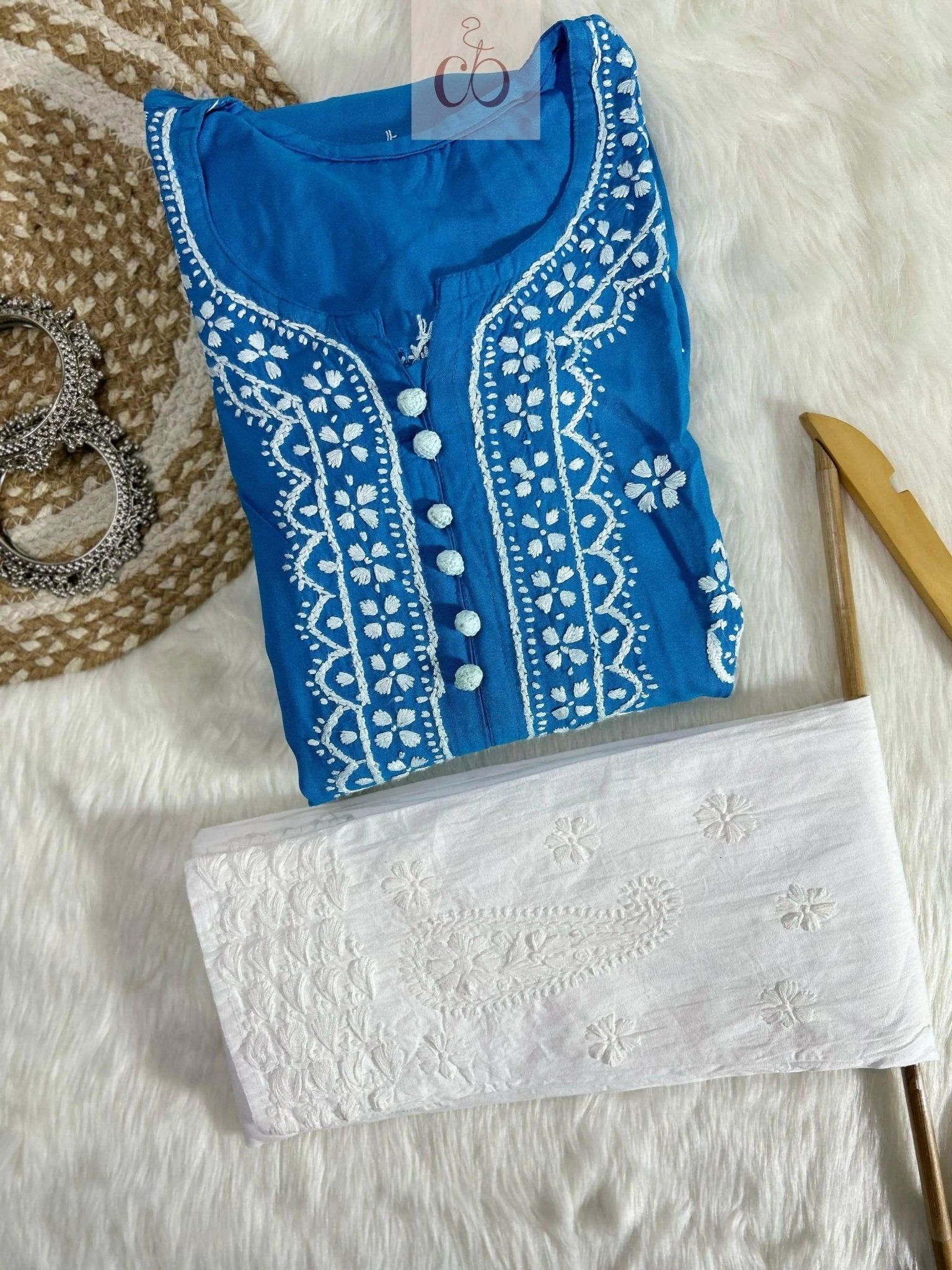 Chikankari Pocket Gown - chikankariofficial