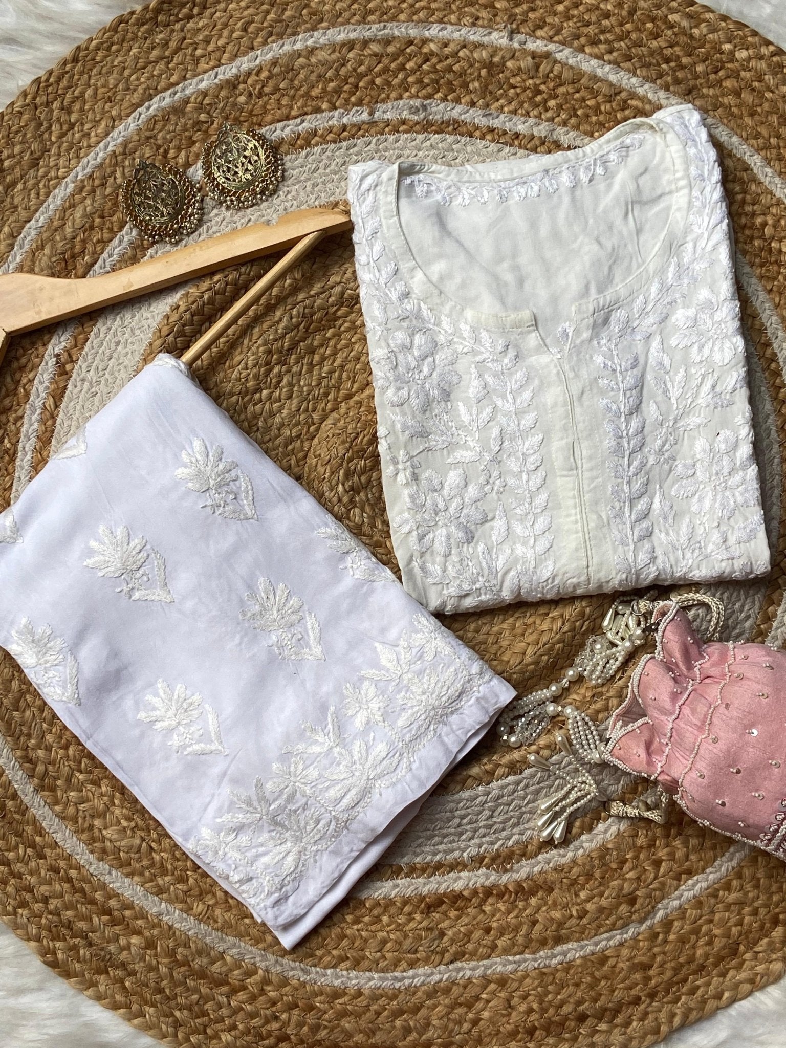 chikankariofficial 38 / white Chikankari rayon kurti