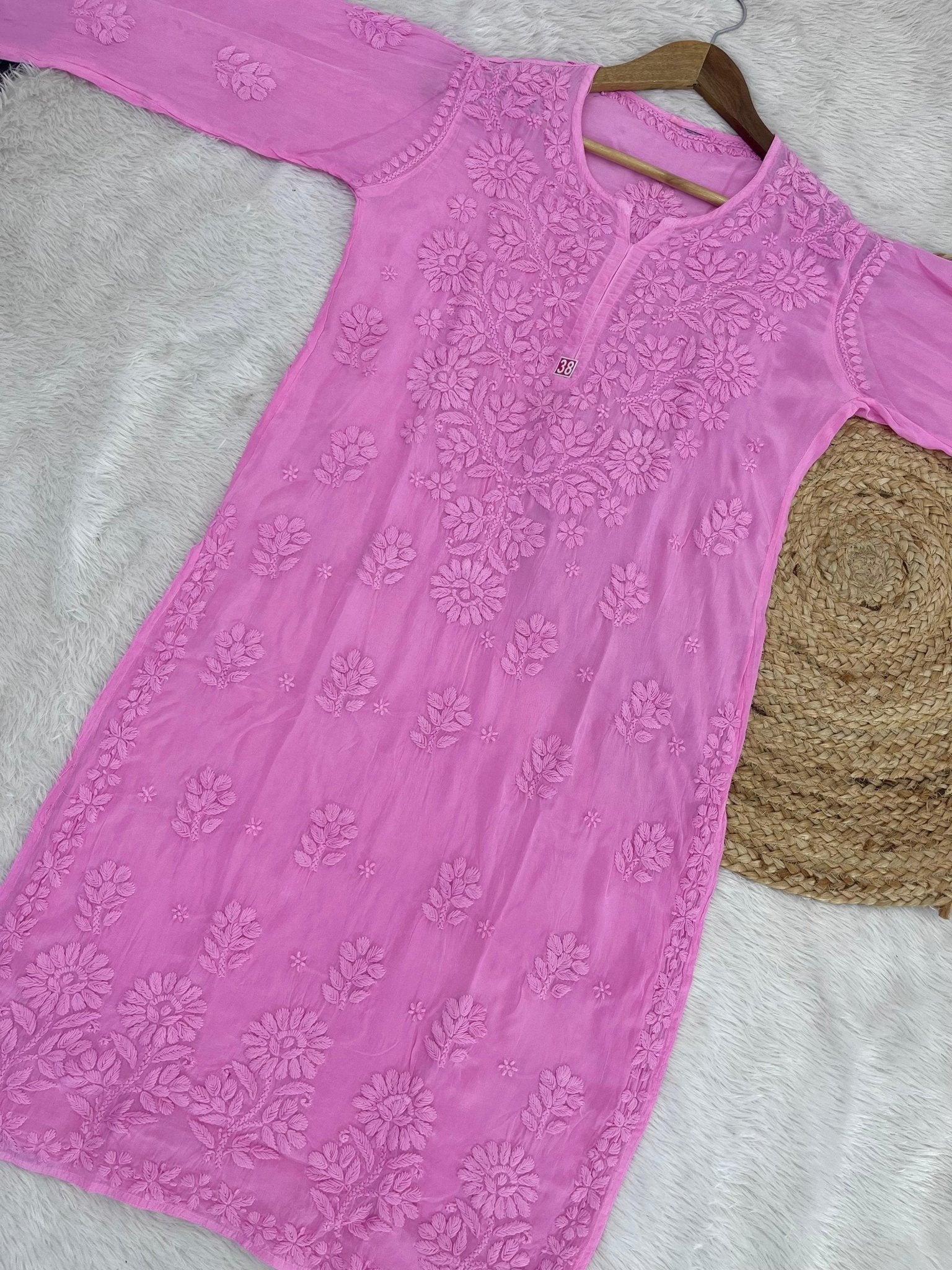 Crape 3D work Article - chikankariofficial