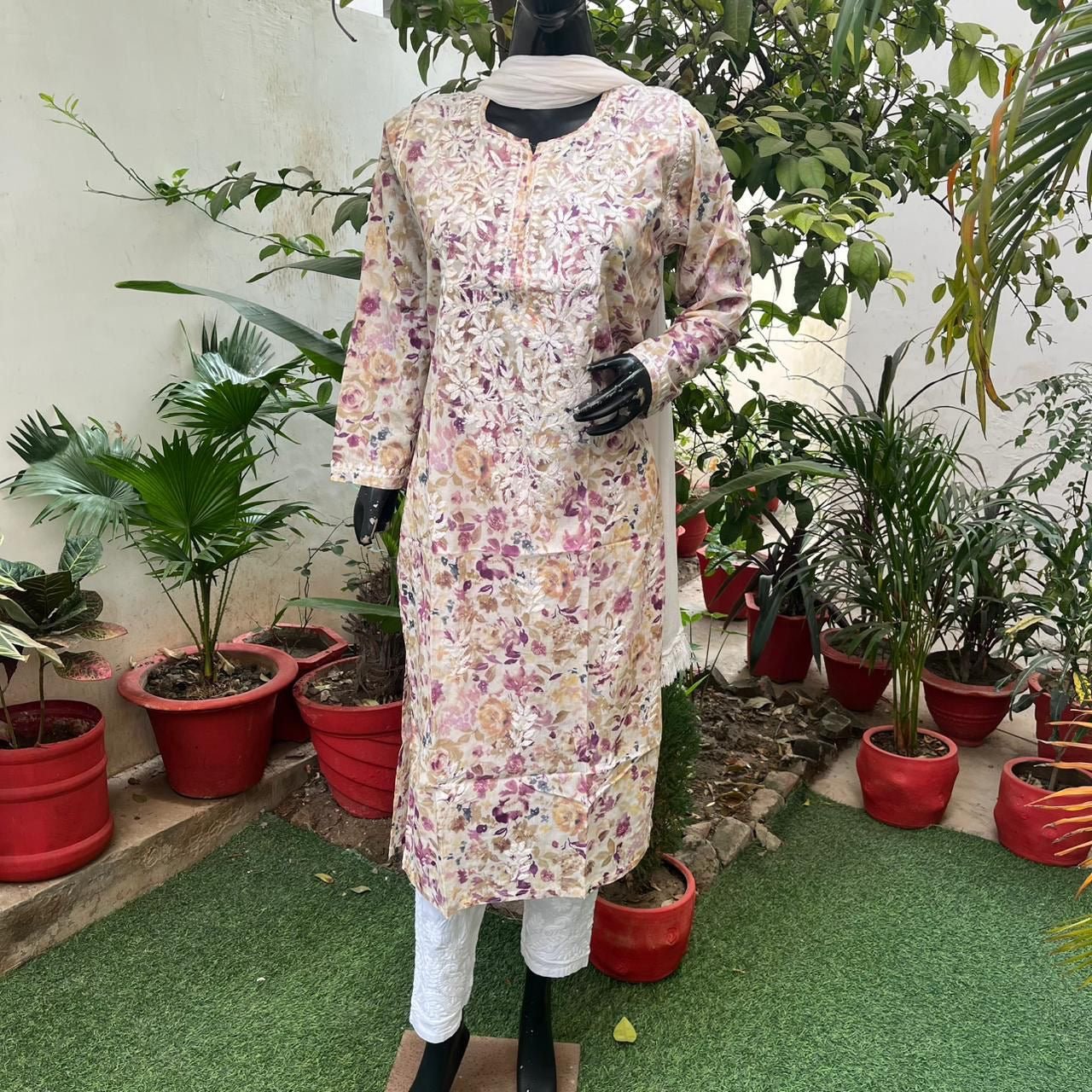 Exclusive Mul print Latest kurta - chikankariofficial