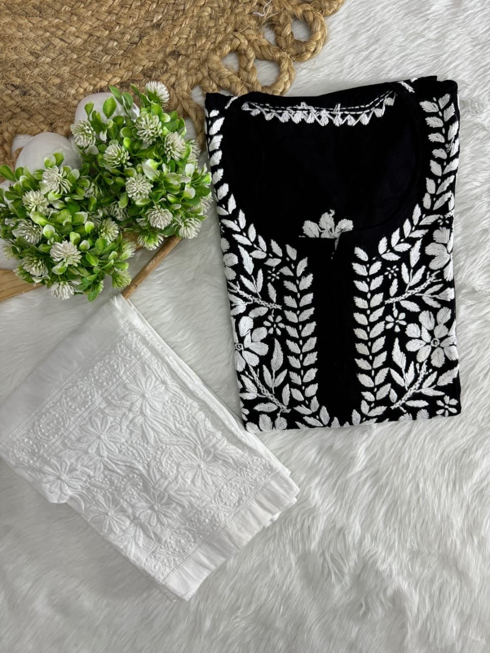 Exclusive reyon A New Concept In reyon short - chikankariofficial