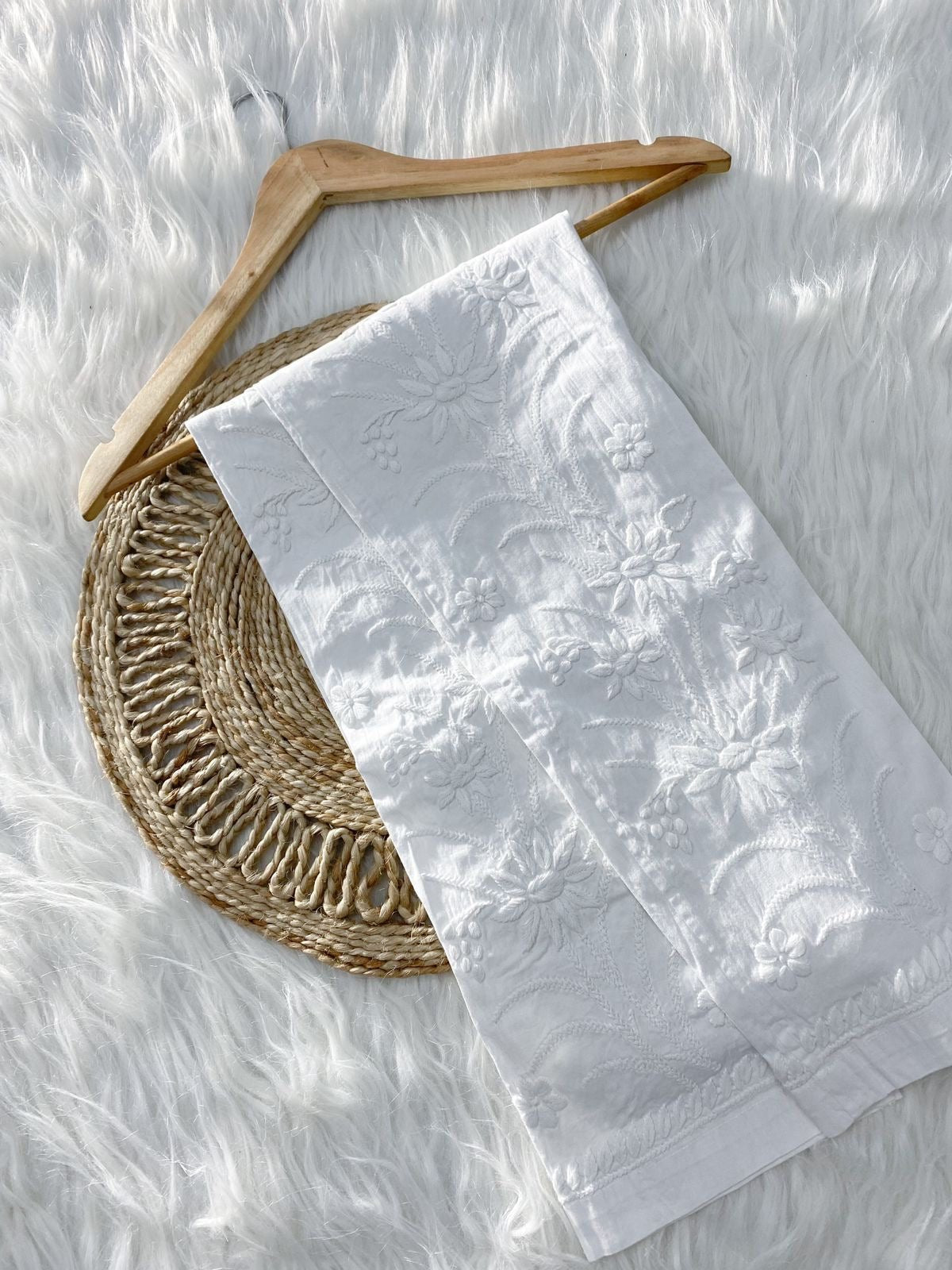 Fine Handcrafted Embroidery Bottom Speical - chikankariofficial