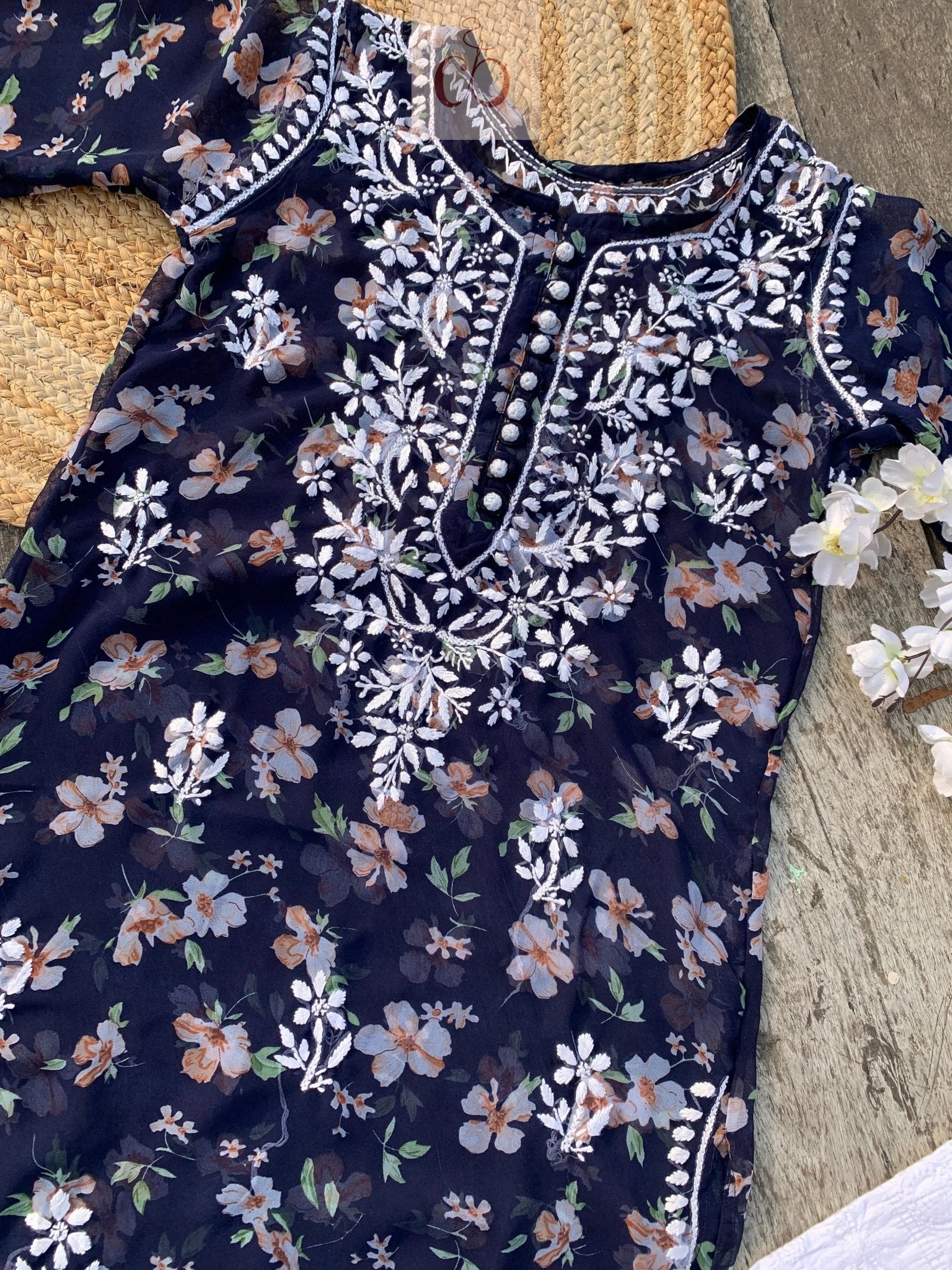 Georgette long Printed Kurti With inner - chikankariofficial