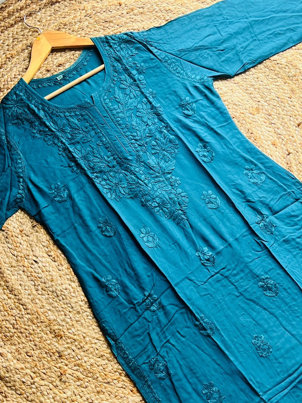 Handwork Modal Daman Chikankari Kurta - chikankariofficial