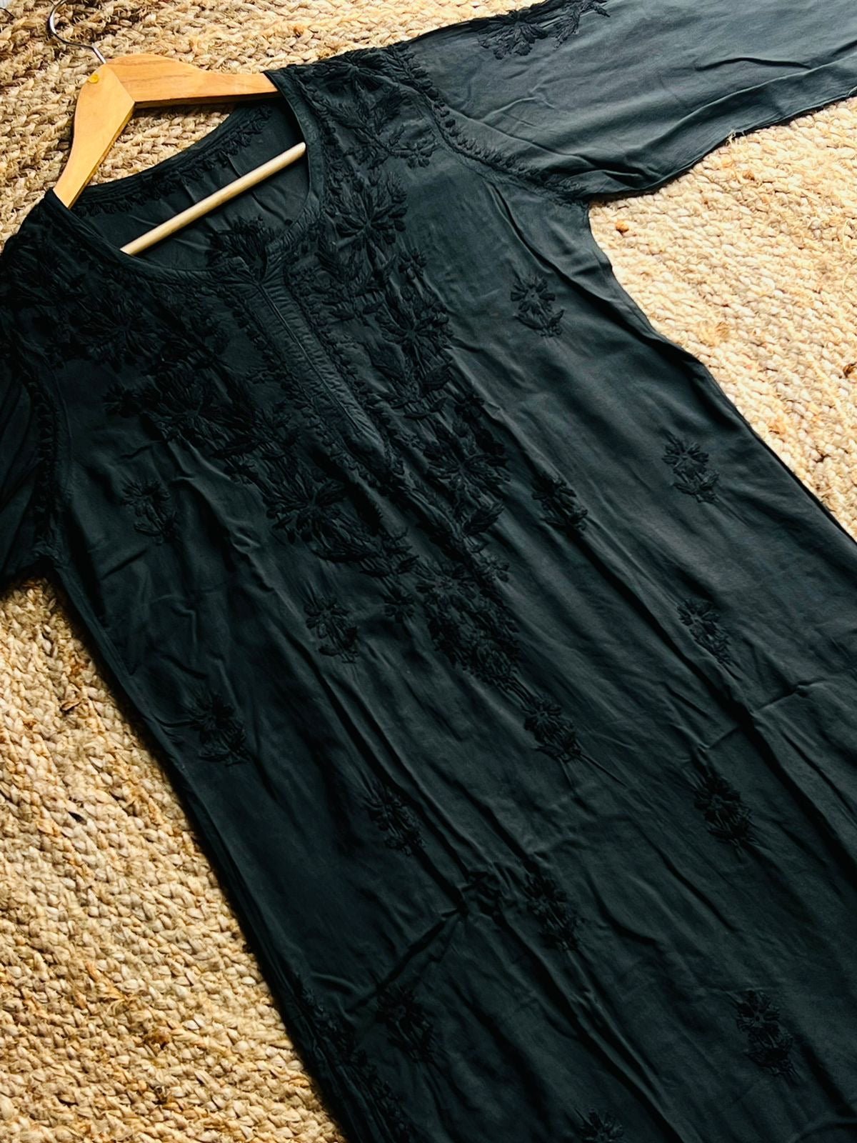 Handwork Modal Daman Chikankari Kurta - chikankariofficial