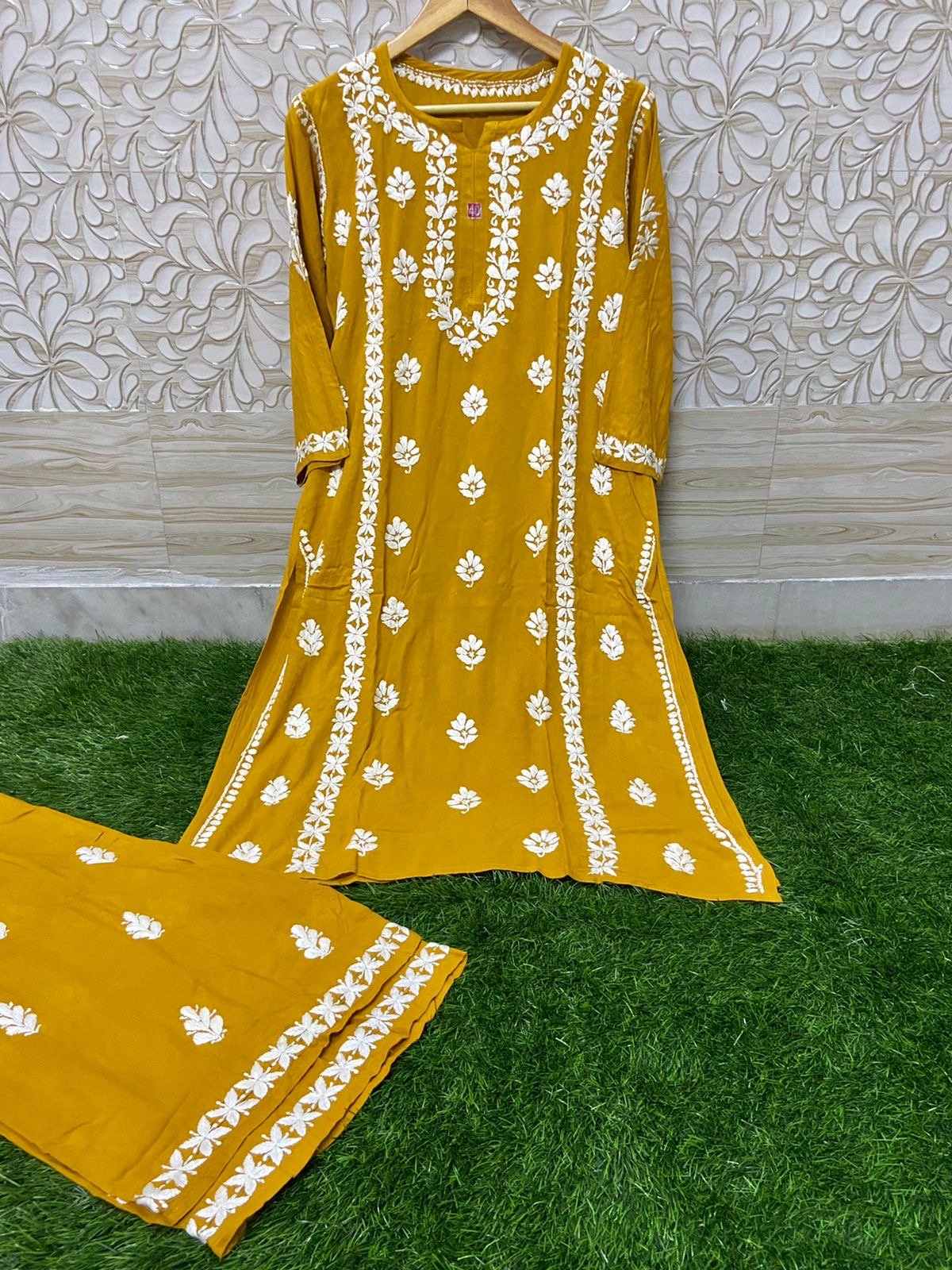 Heavy Work Silk Rayon Kurti Plazzo - chikankariofficial