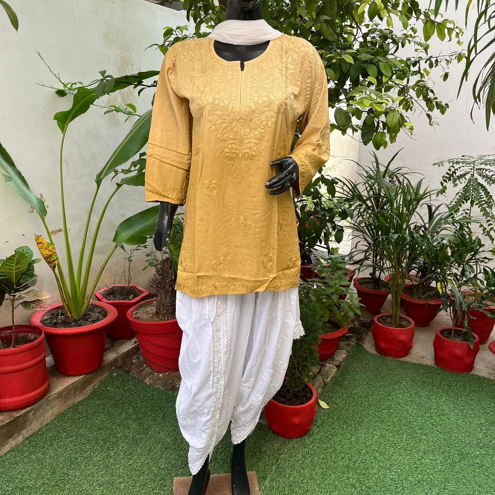 Latest Rayon Ombre Short Top - chikankariofficial