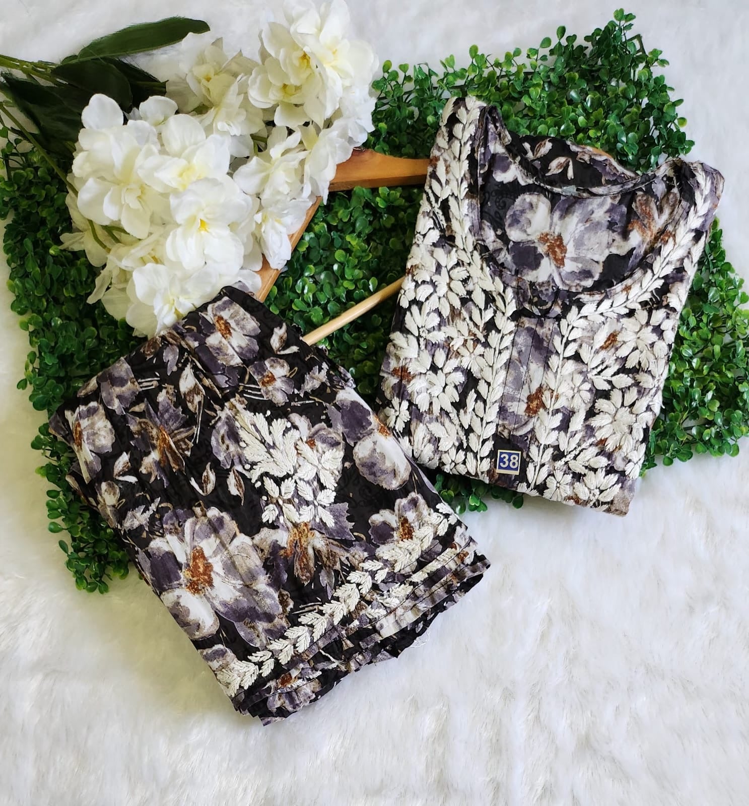 Mul Cotton Gharara Set - chikankariofficial