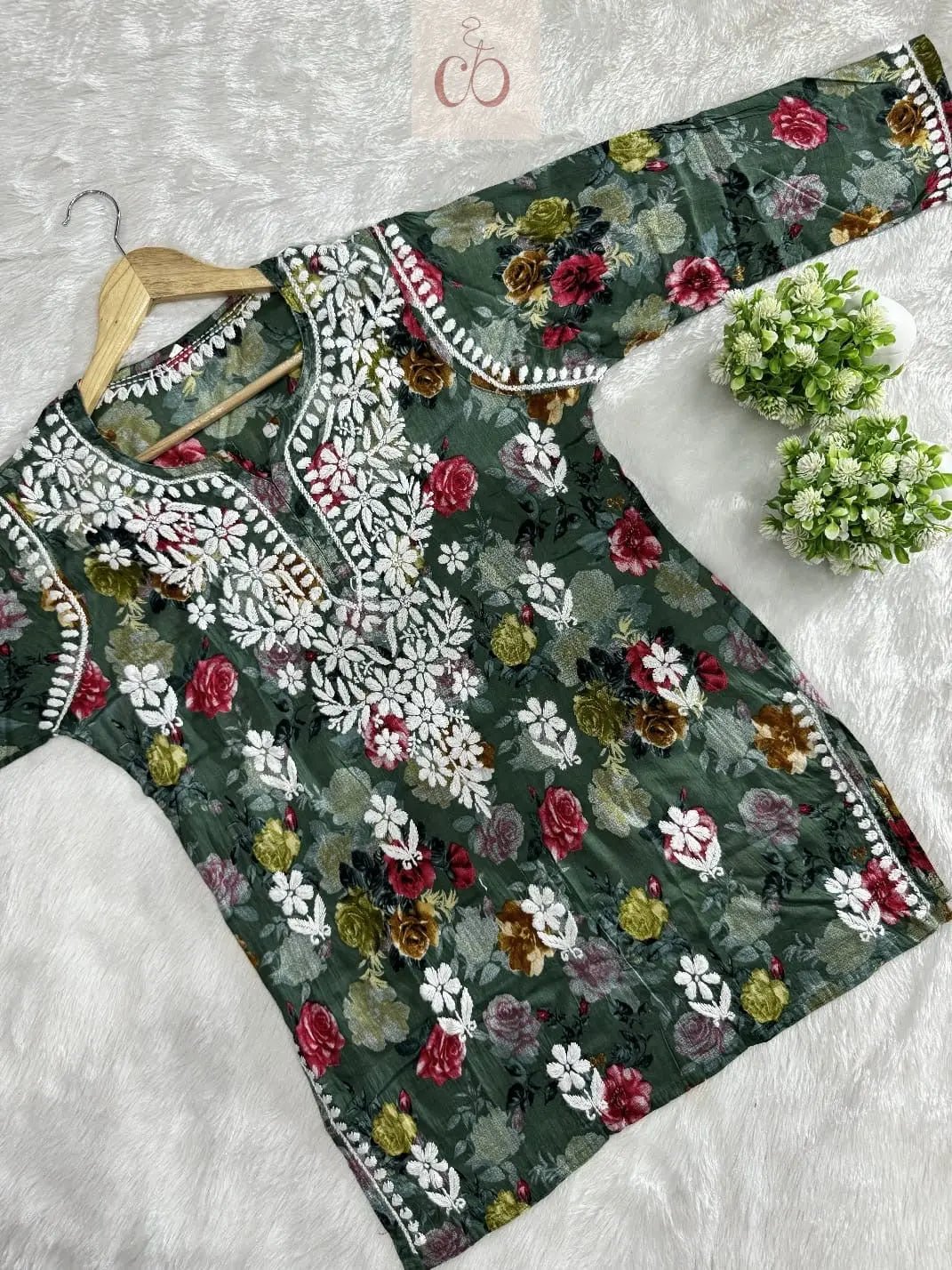 Mul Short top in new concept - chikankariofficial