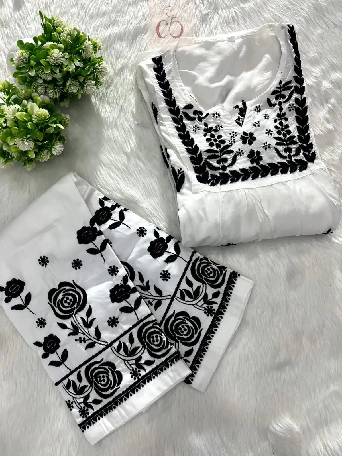 Nyra White With Black Thread Of Chikankari Combo With Pant ( Deepa & Swati Special ) - chikankariofficial