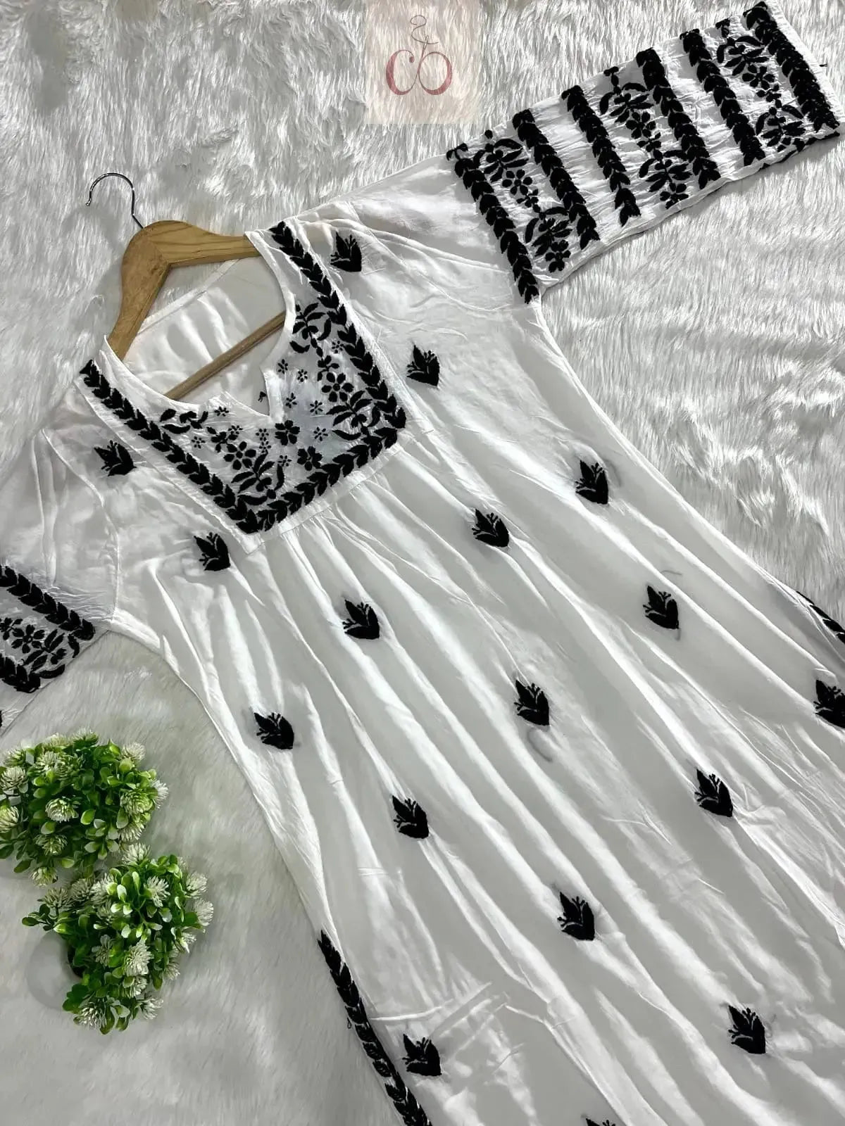 Nyra White With Black Thread Of Chikankari Combo With Pant ( Deepa & Swati Special ) - chikankariofficial