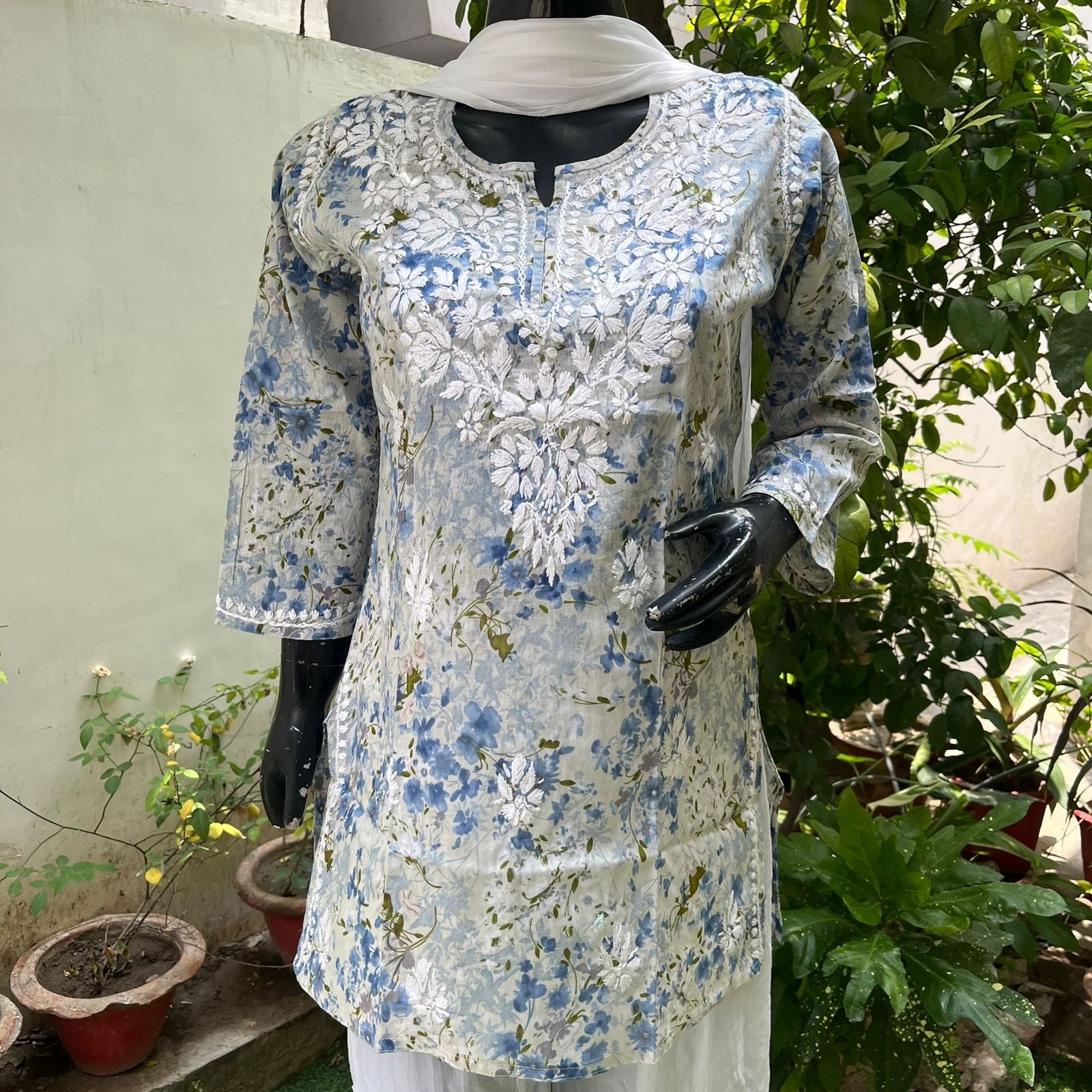 Office & College Wear Mul Short Tops - chikankariofficial