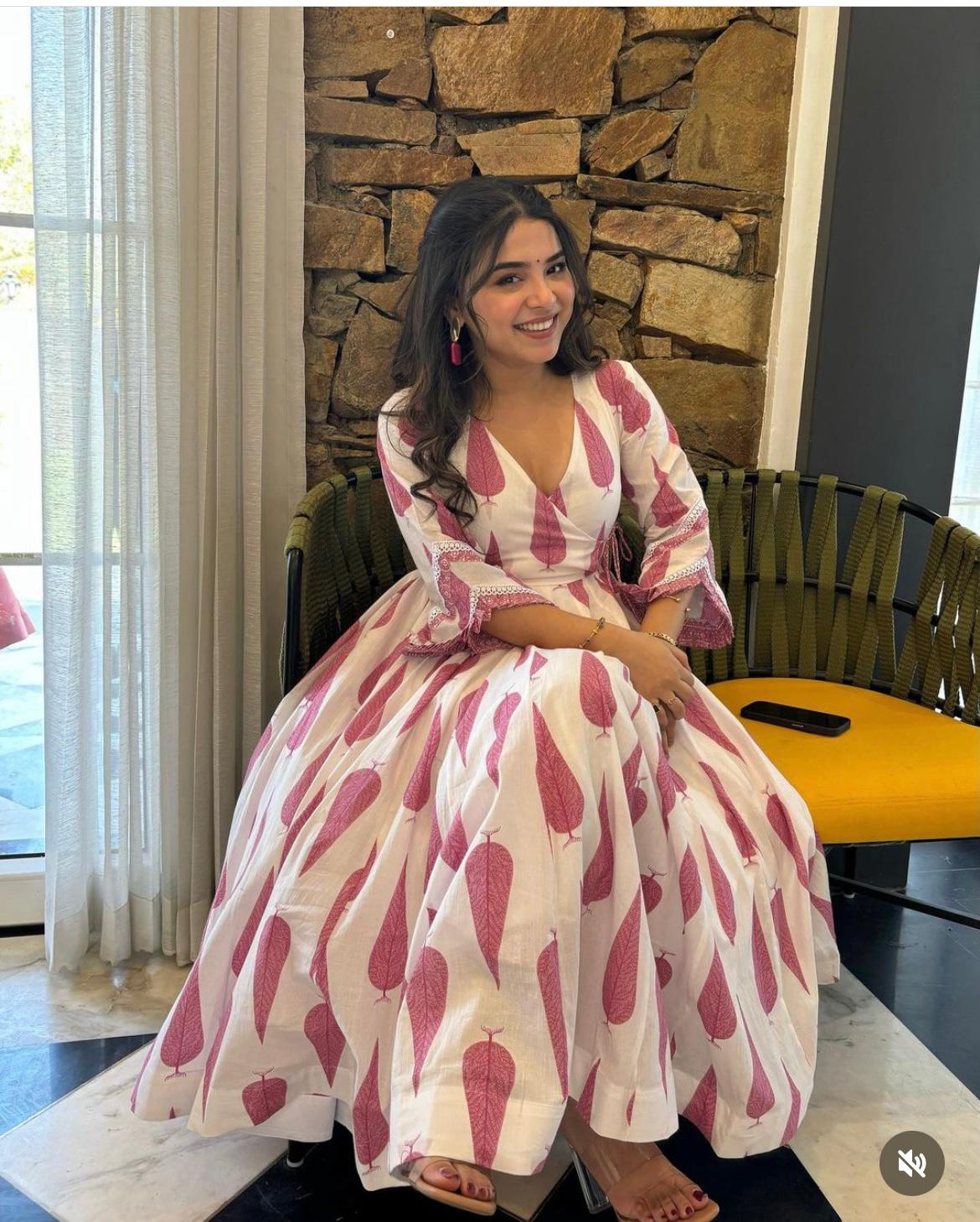 PARTY WEAR SUIT - chikankariofficial