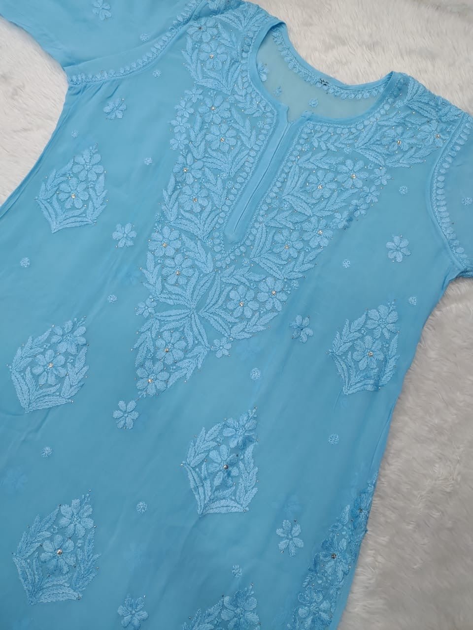 Premium 3D work Viscose Muqaish Kurti - chikankariofficial