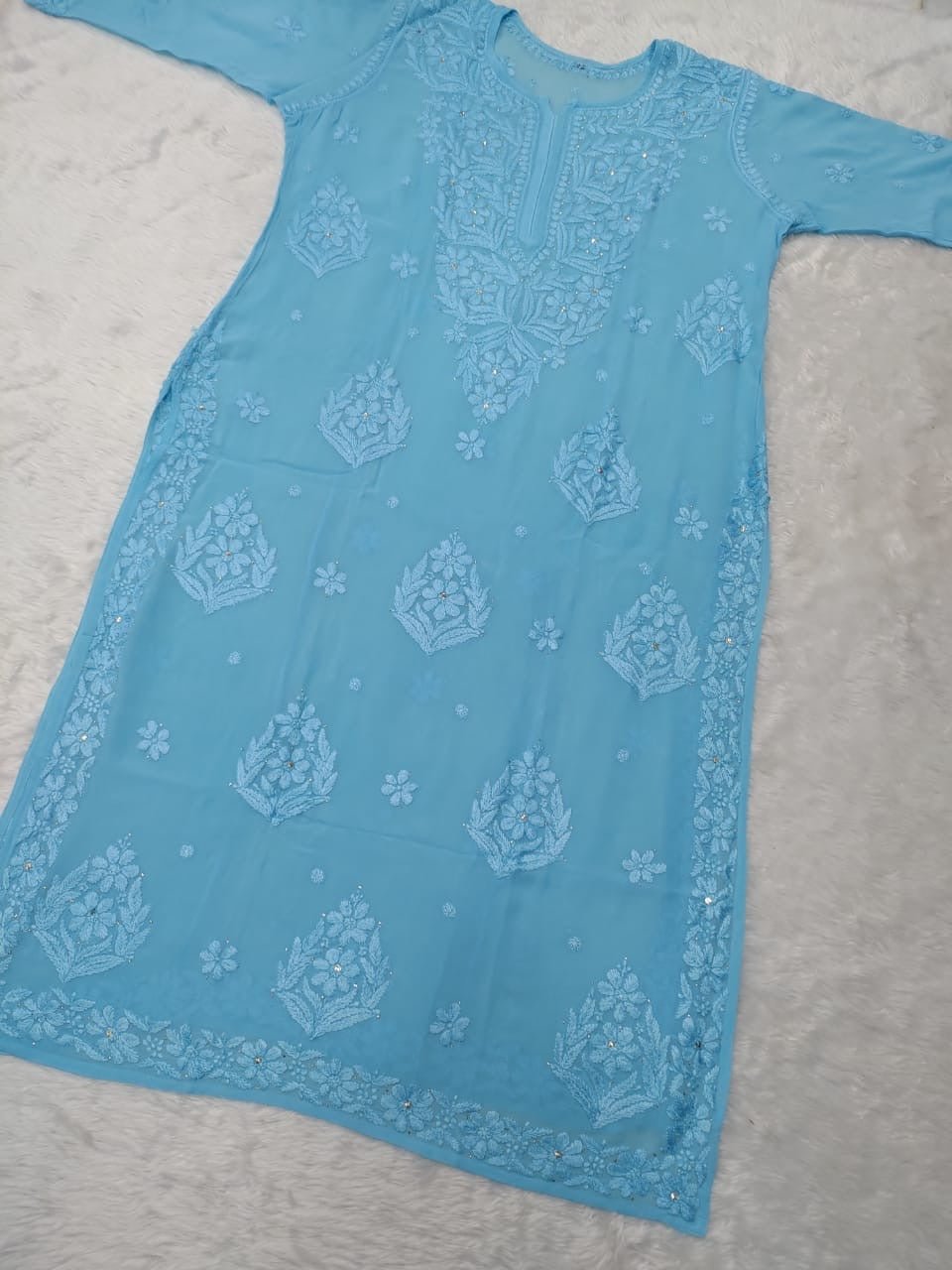 Premium 3D work Viscose Muqaish Kurti - chikankariofficial