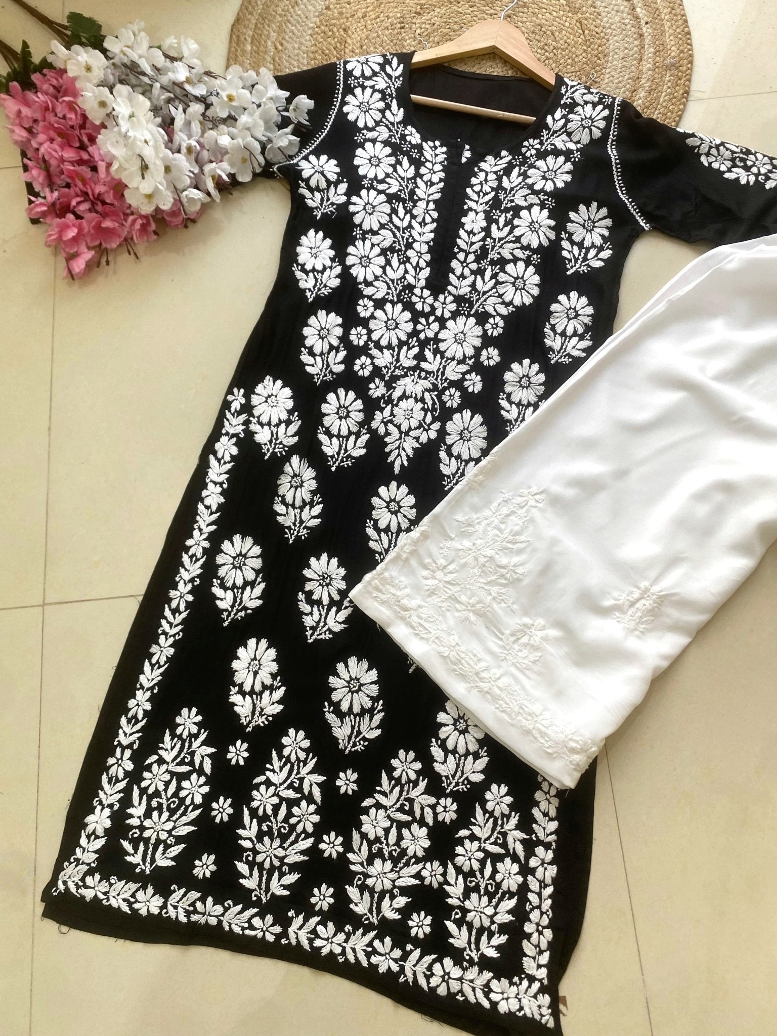 Premium modal Heavy Embroidery kurta - chikankariofficial