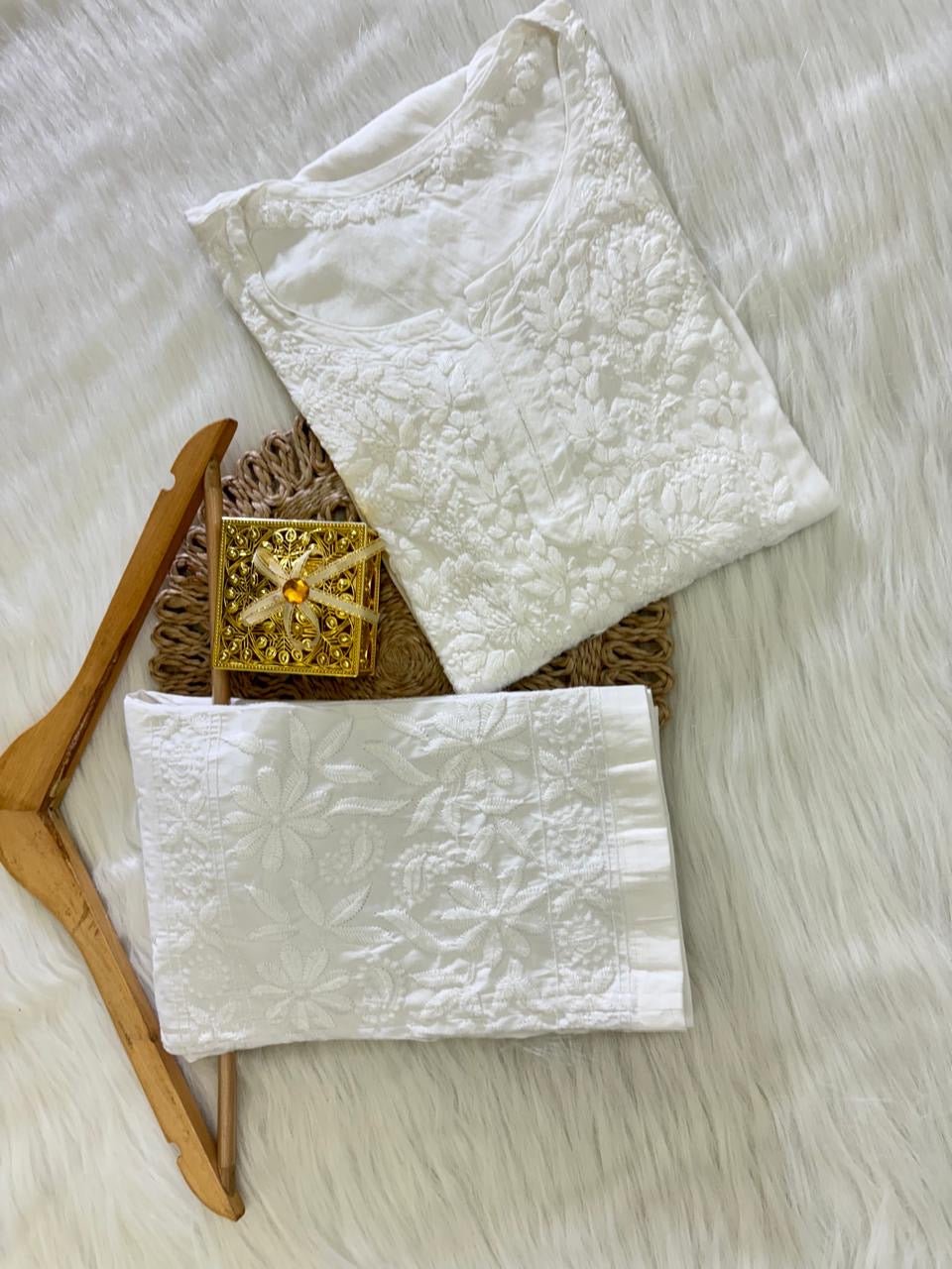 Rayon Short Elegant Soft Tops - chikankariofficial