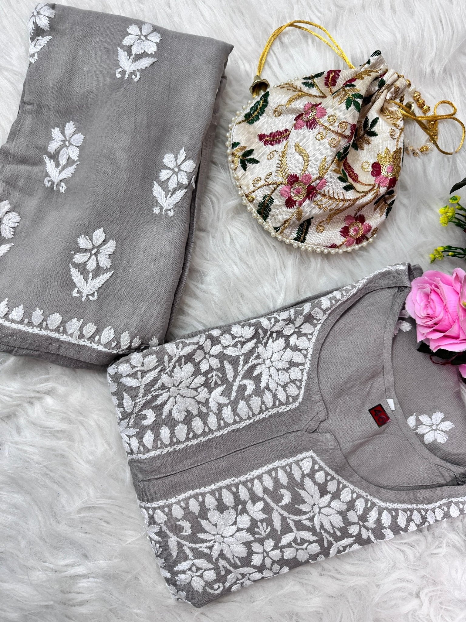 Santoshi Special Chikan Daman Co ord Set - chikankariofficial