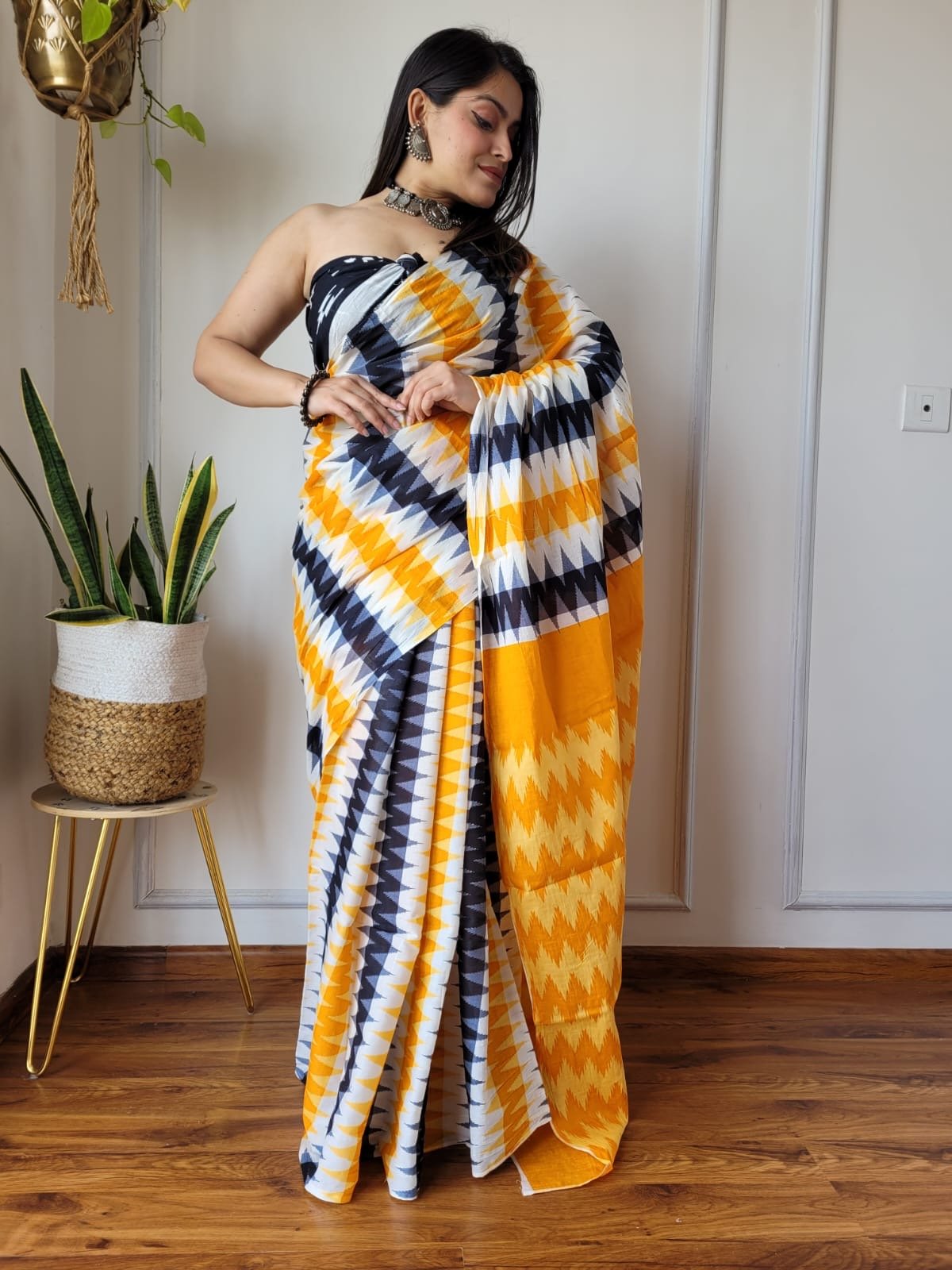 Saree With blouse 55+ Designs - chikankariofficial