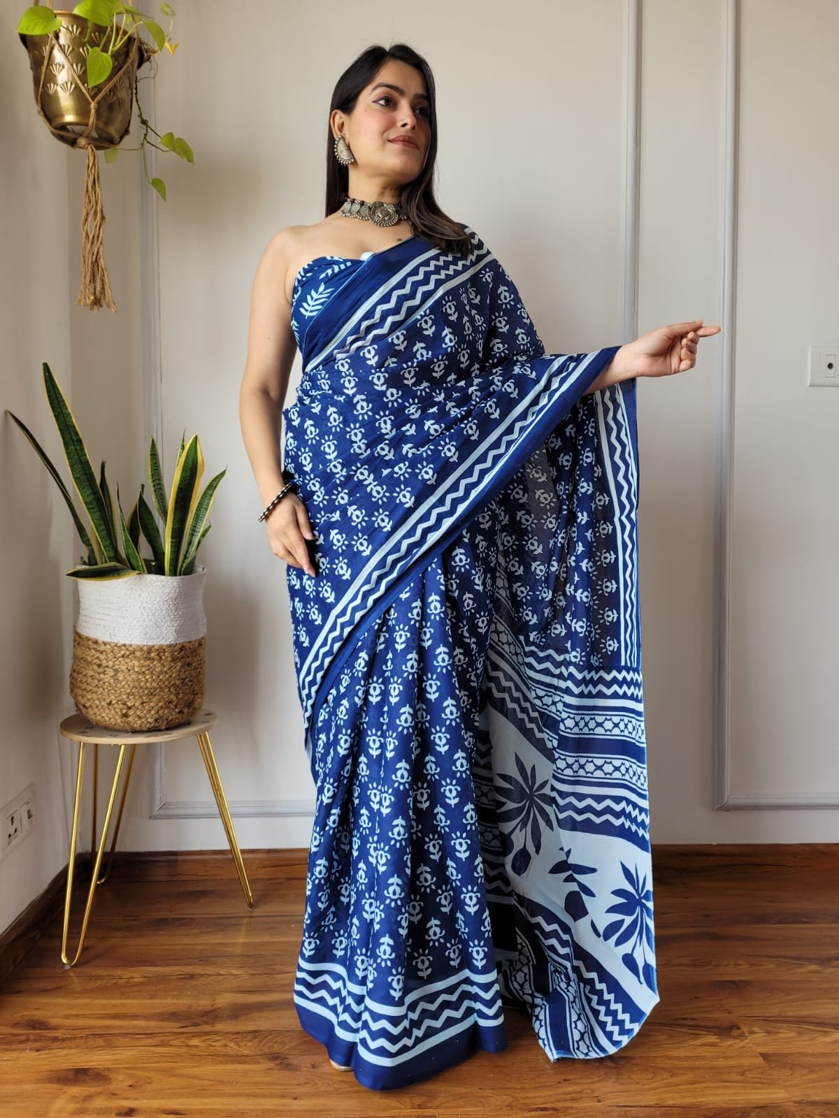 Saree With blouse 55+ Designs - chikankariofficial