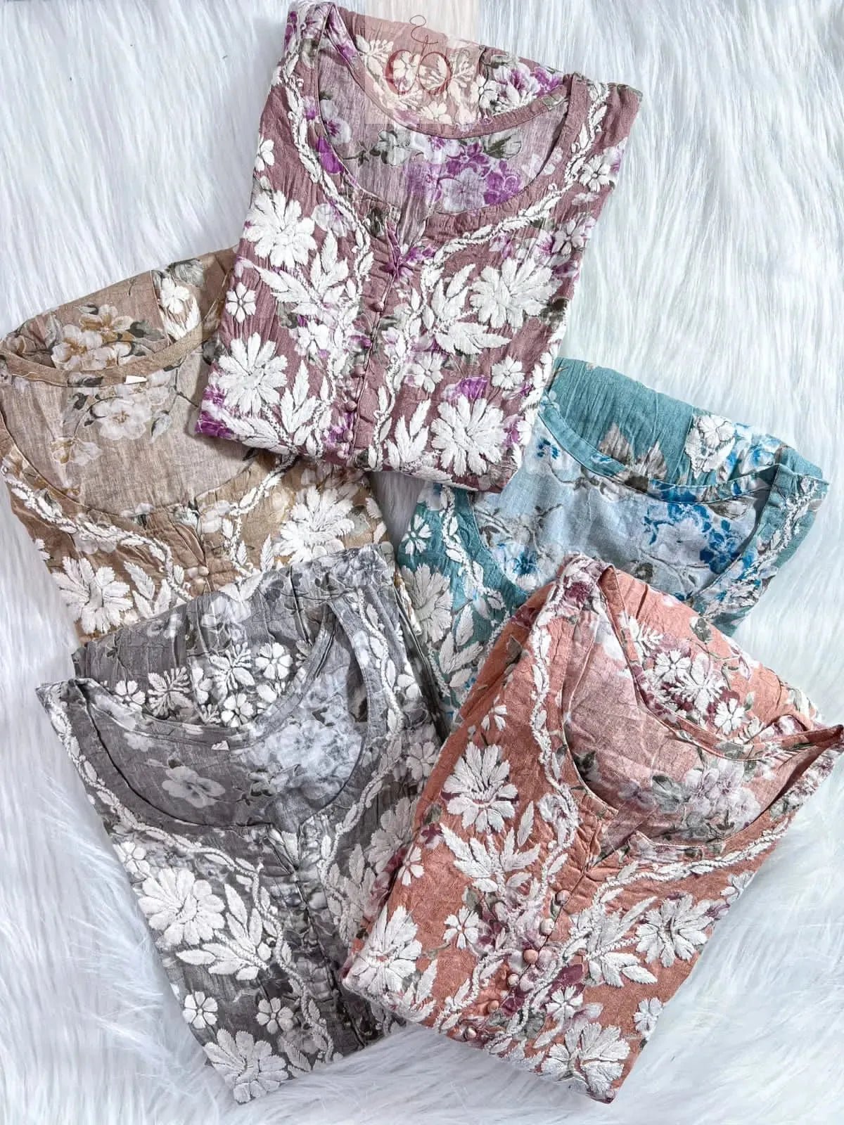 Short Mul gown with Lycra Pant💕 - chikankariofficial