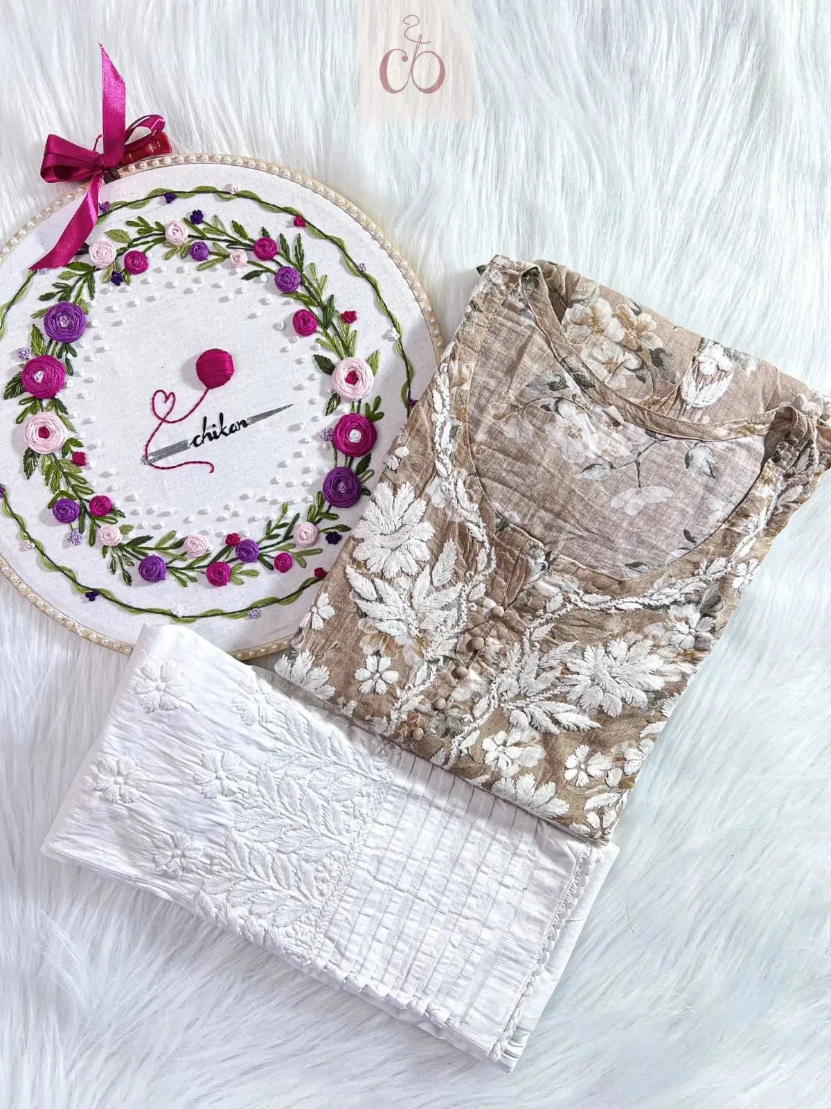 Short Mul gown with Lycra Pant💕 - chikankariofficial