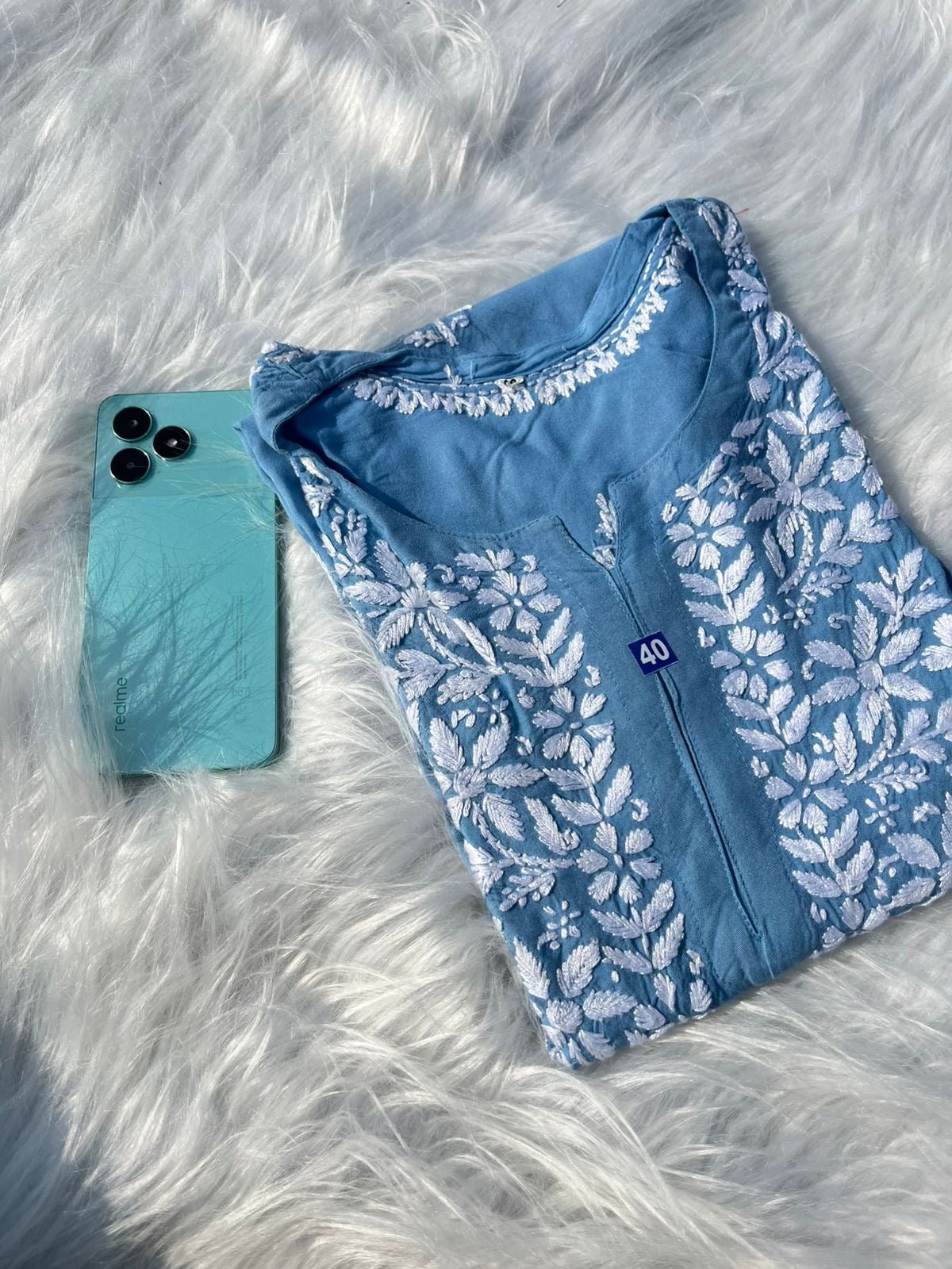 Soft straight Fit Short Top - chikankariofficial