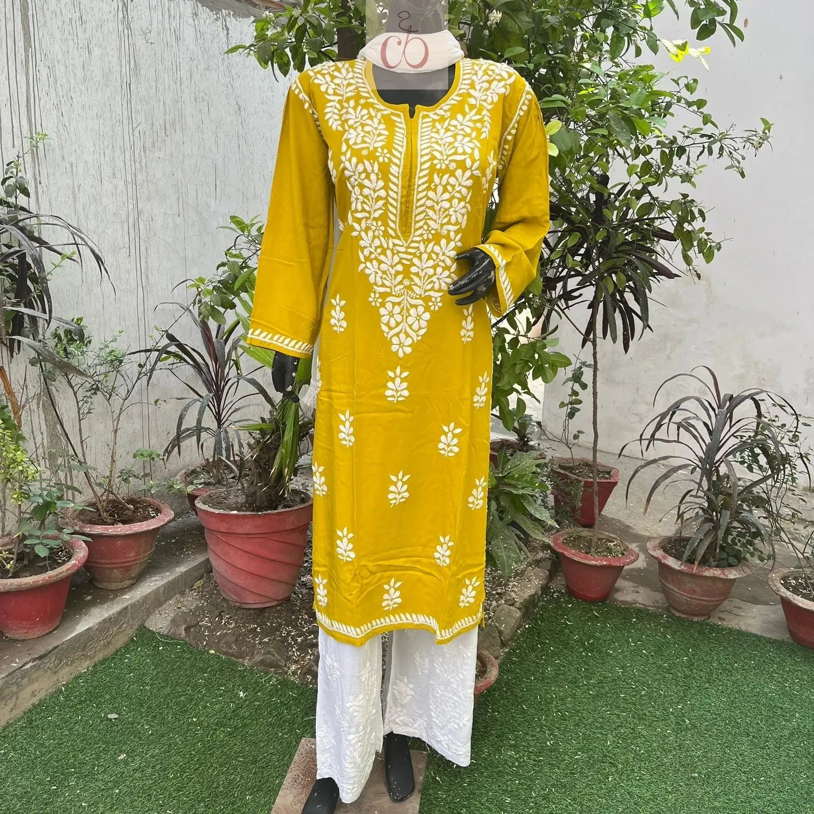 Straight Fir Rayon Kurtas - chikankariofficial