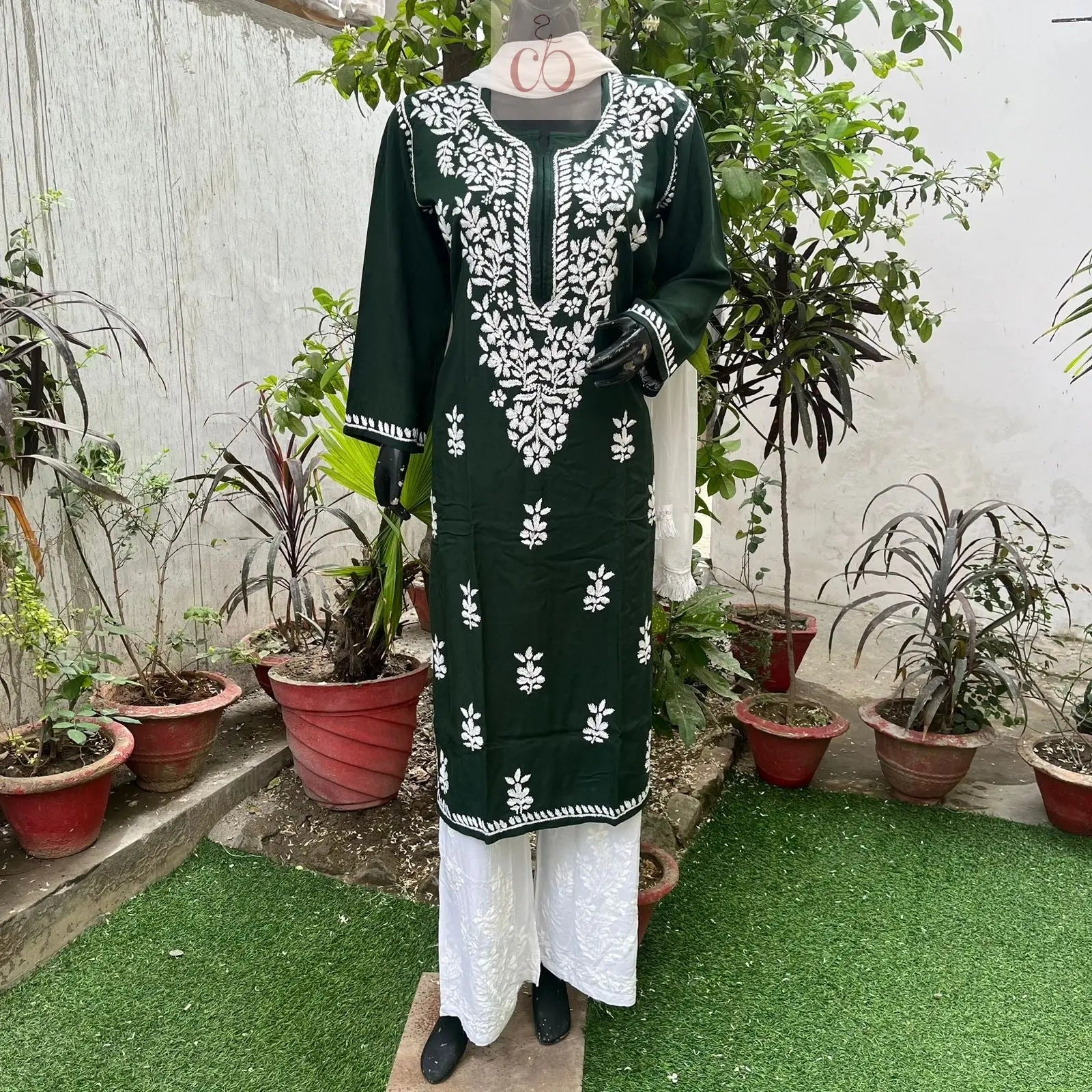 Straight Fir Rayon Kurtas - chikankariofficial