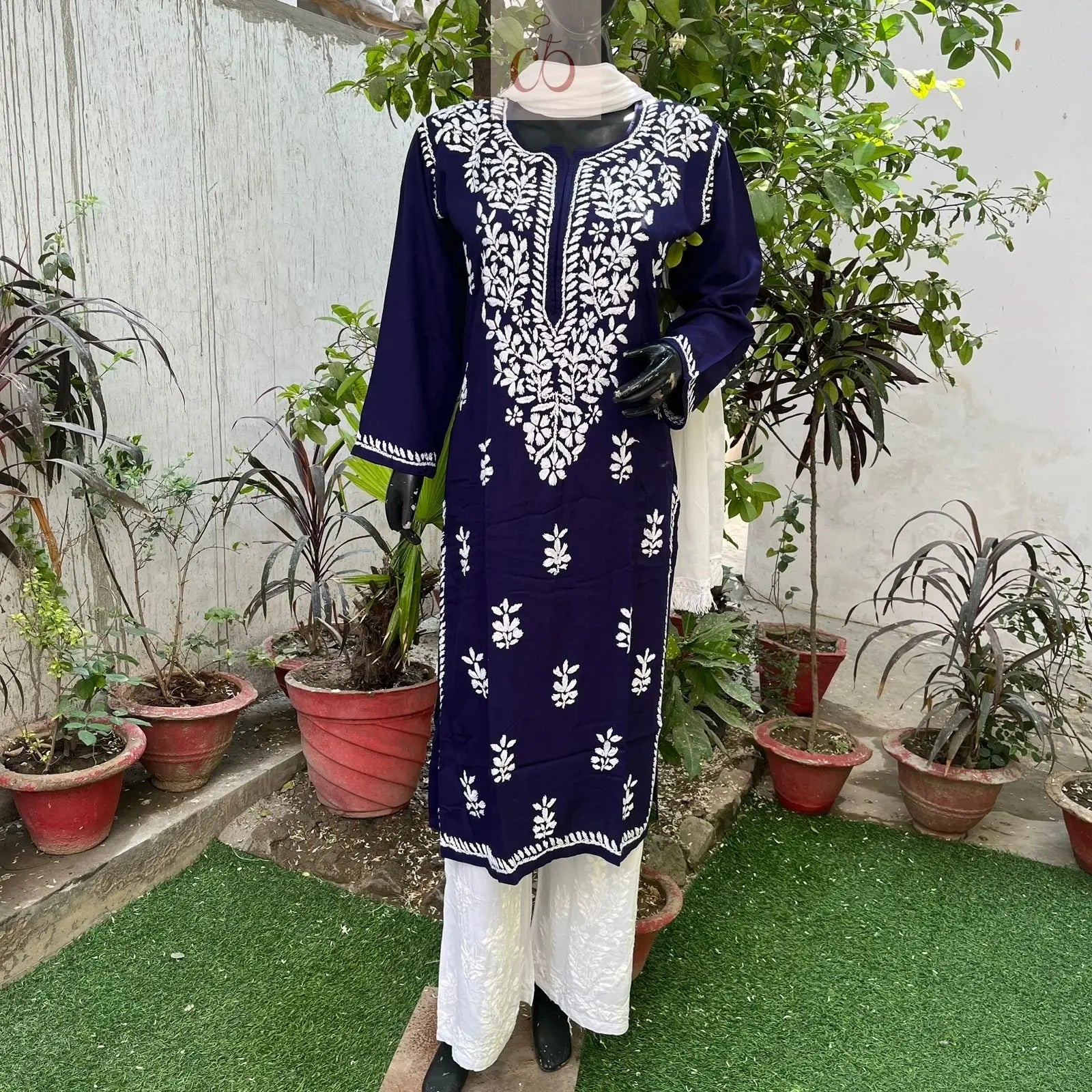 Straight Fir Rayon Kurtas - chikankariofficial