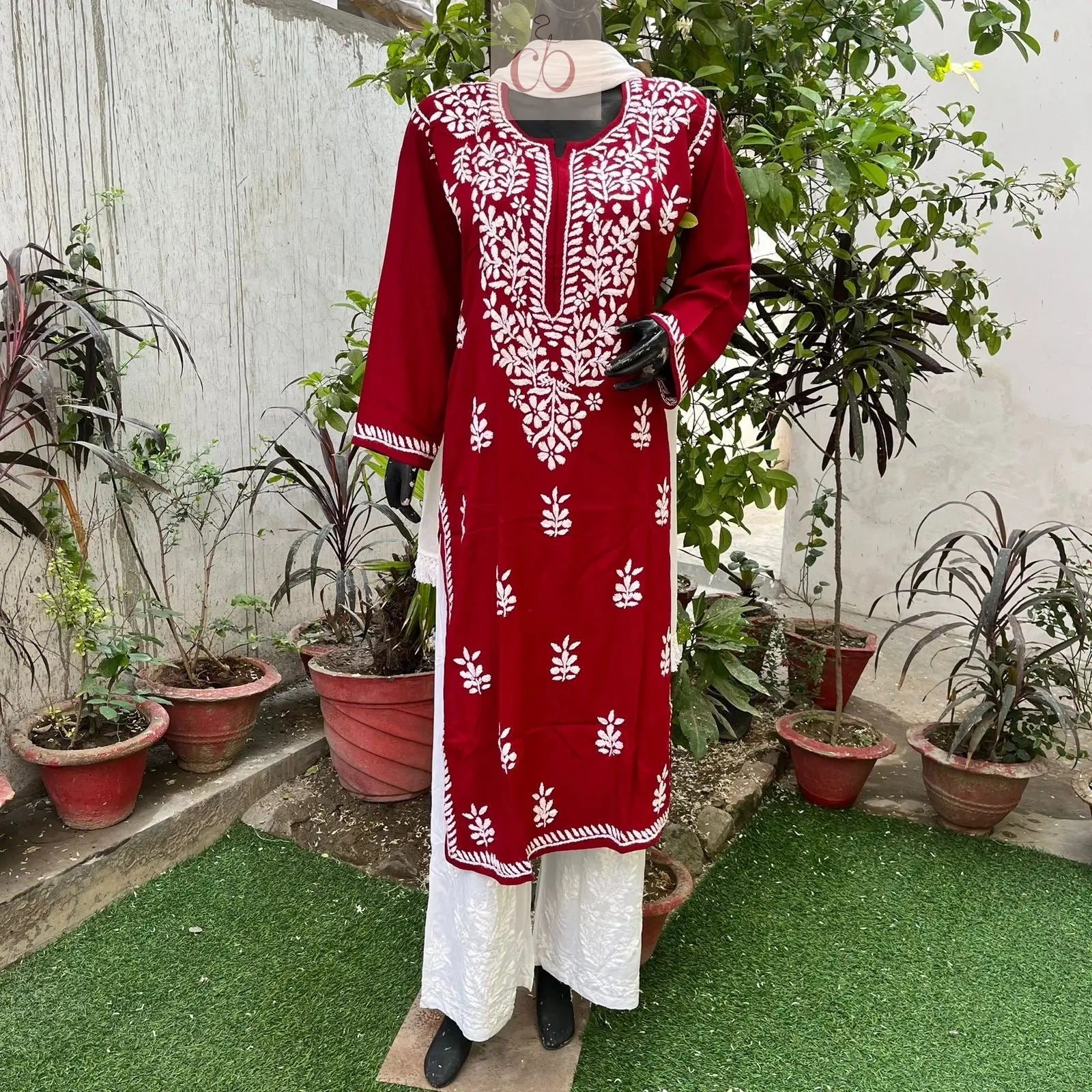 Straight Fir Rayon Kurtas - chikankariofficial