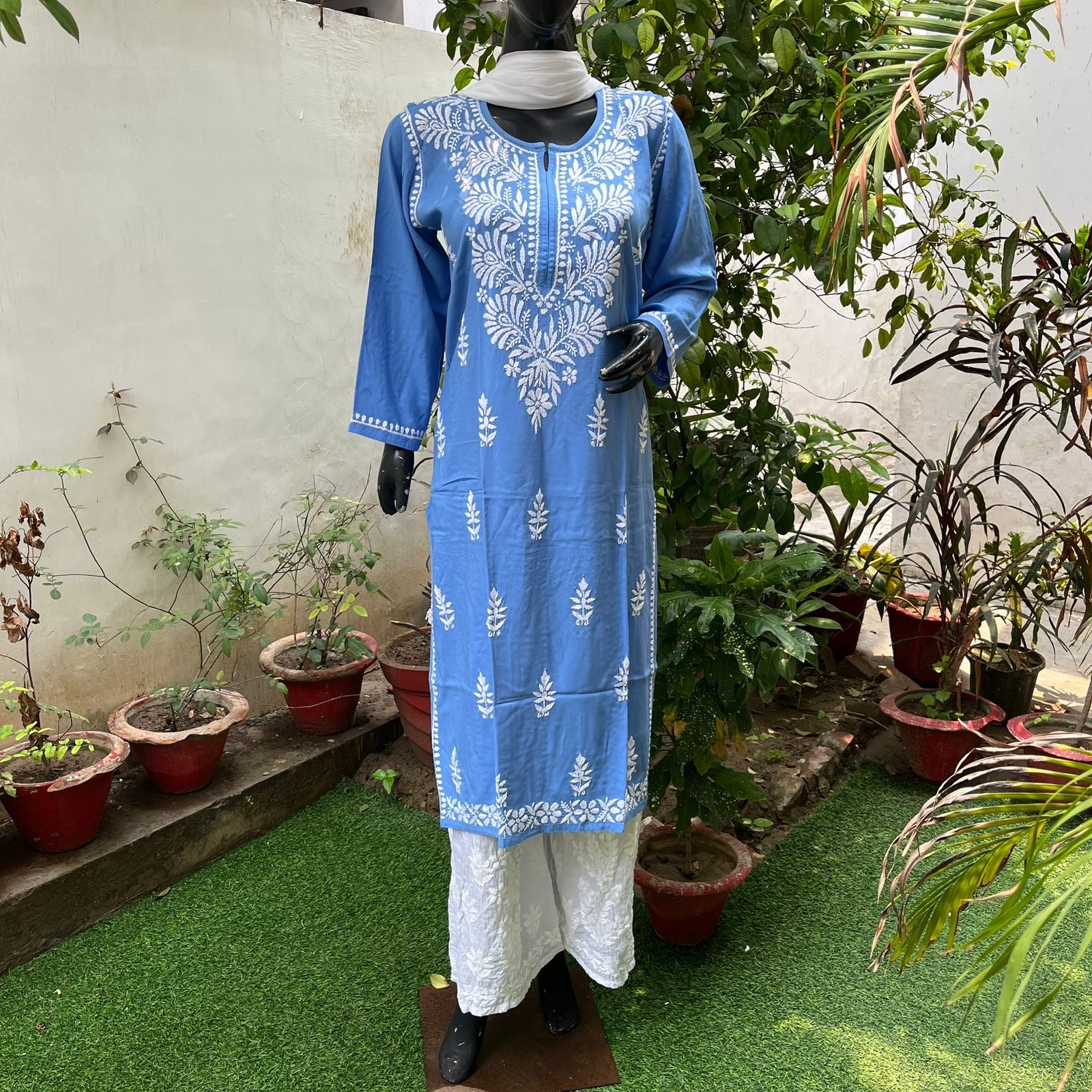Straight Fit Rayon kurtis - chikankariofficial