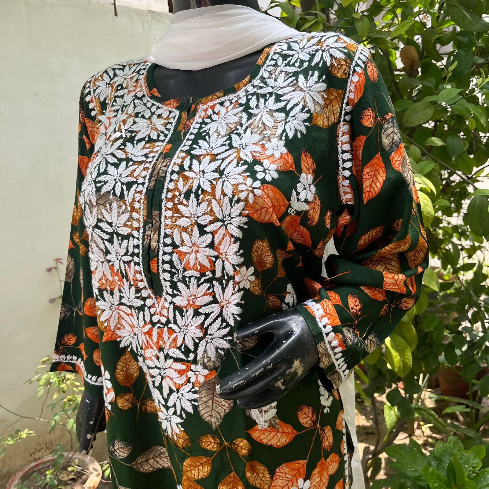 Straight Fit Rayon print kurtis - chikankariofficial