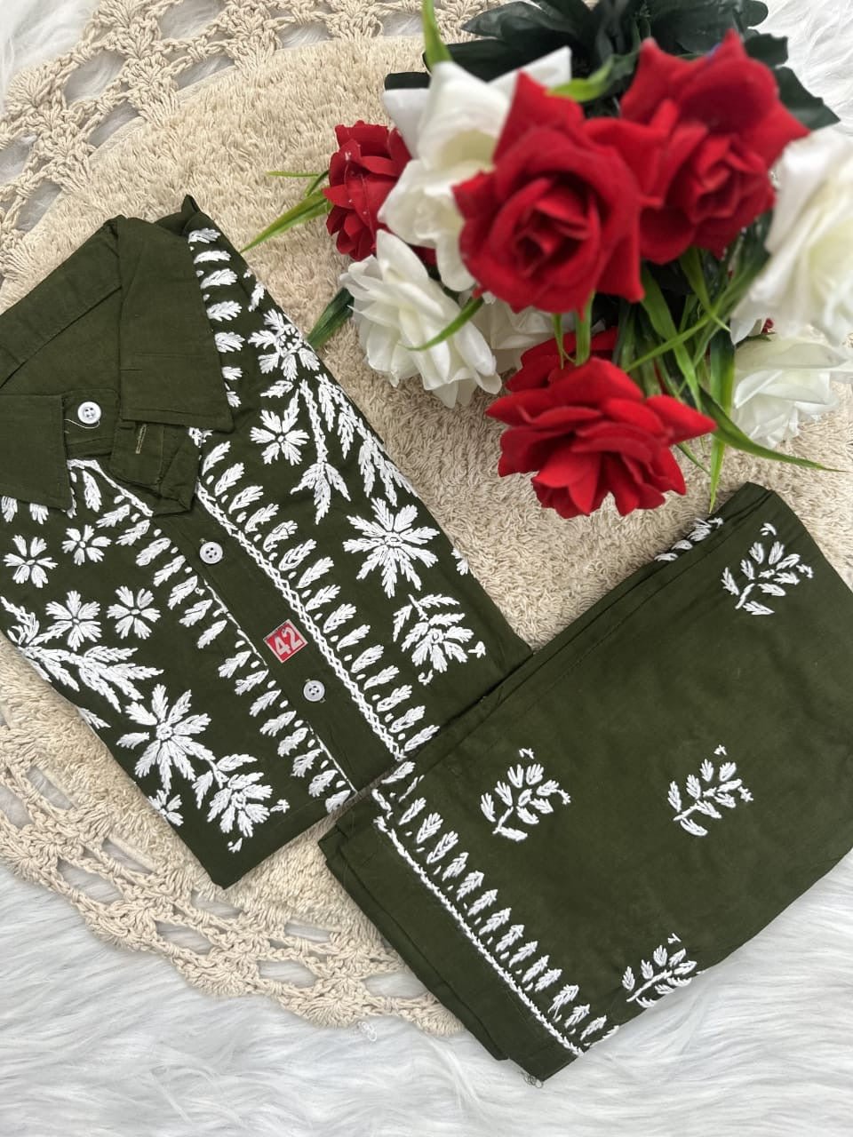 Trending Chikan pant Set - chikankariofficial