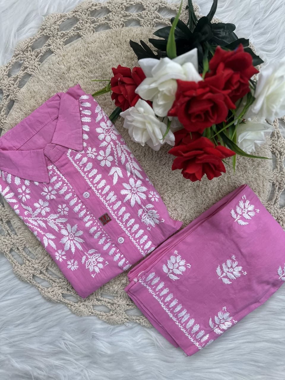 Trending Chikan pant Set - chikankariofficial